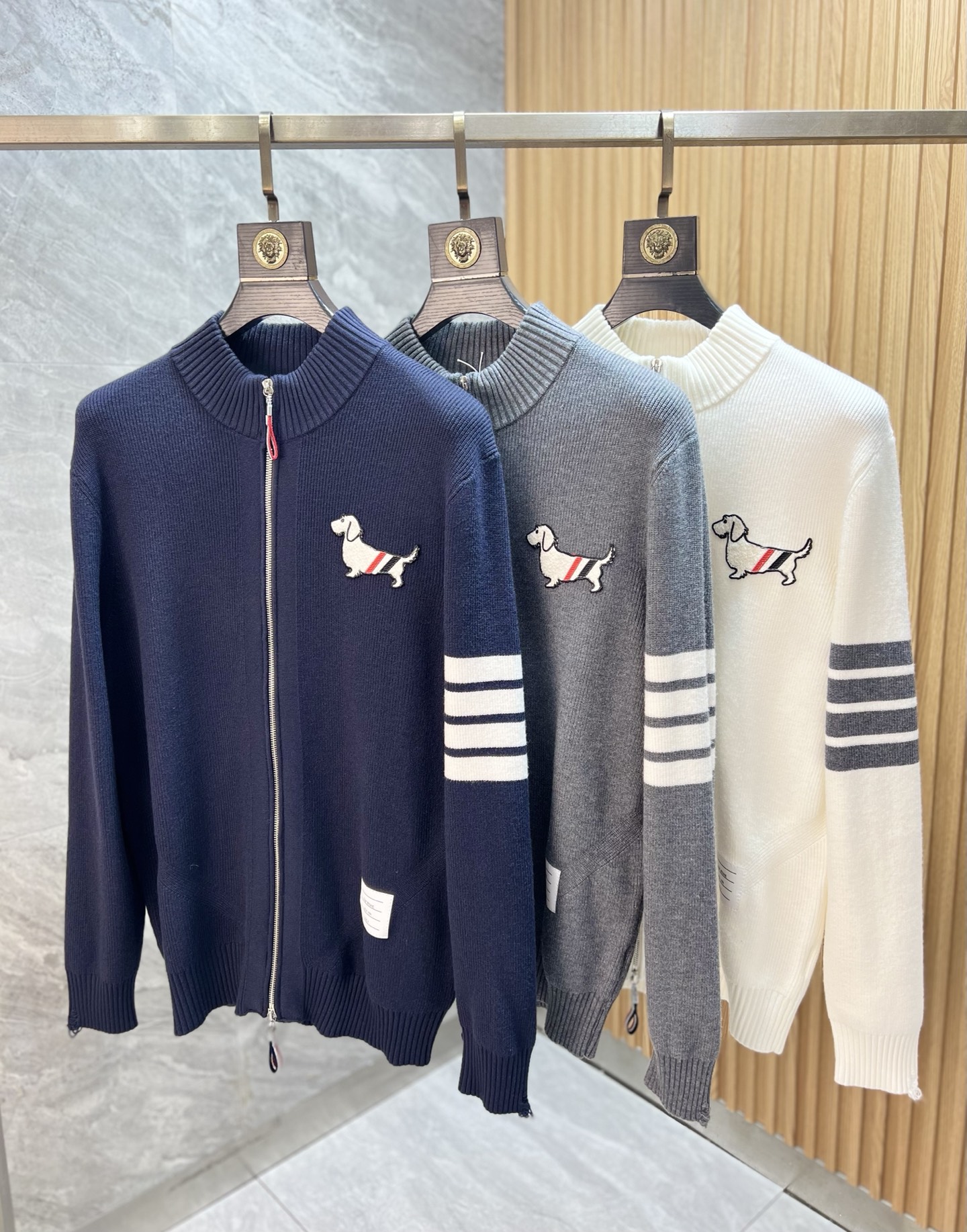 NO:623081,TB 2025 autumn and winter new products, complete with three standards, thickened cardigan sweater jacket, good product, no need to introduce too much, look at the details, counter size M-XXXL 175/140, recommended L,, jackets & coats, sweaters, alexander wang19860909TB 2025年秋冬新品上新 三标齐全 加厚开衫毛衣夹克 好货不用过多介绍 看细节 专柜码数M-XXXL 175/140建议L,,jackets & coats,sweaters,alexander wang,Men's clothing