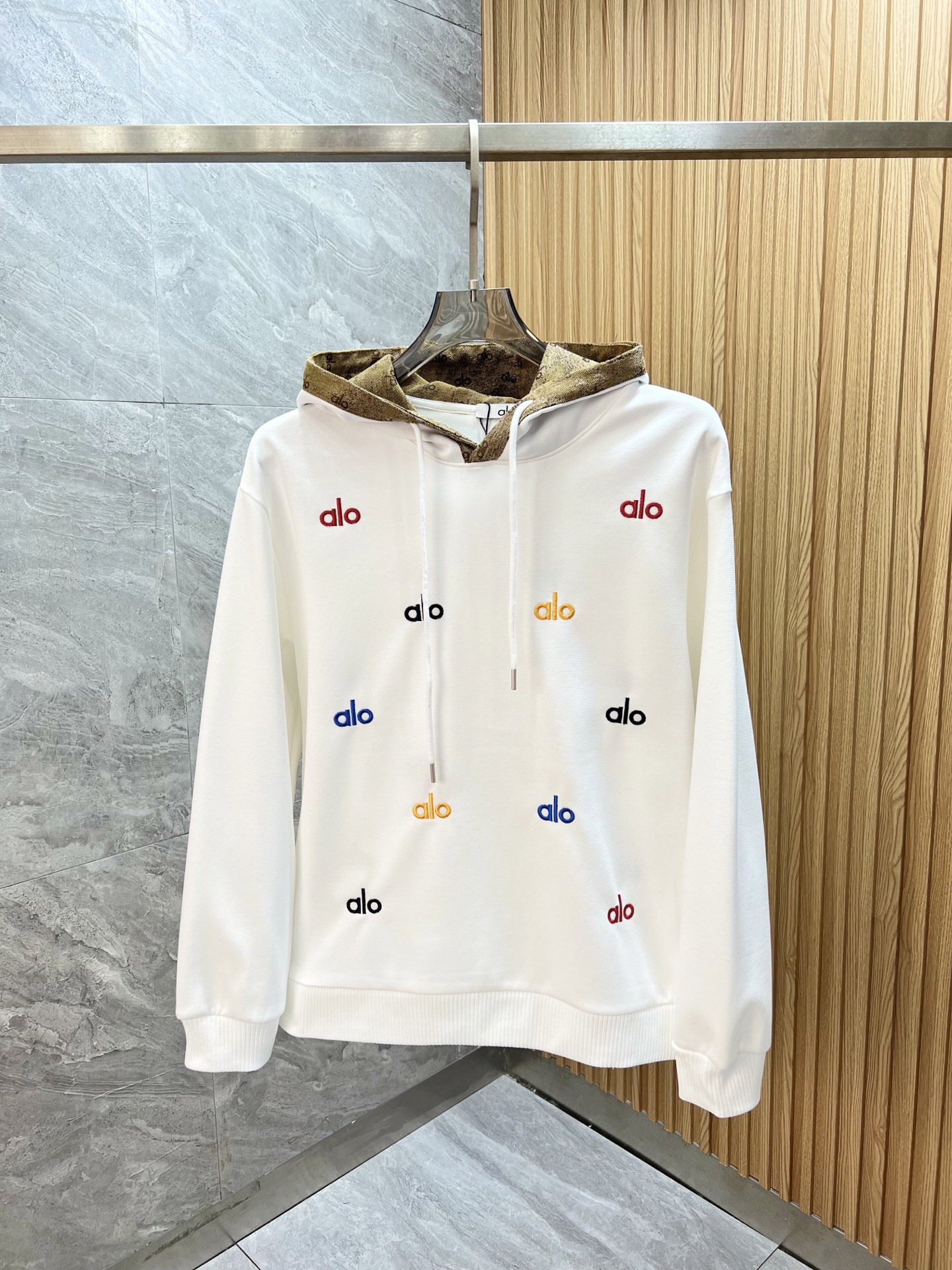 NO:623087,alo 2025 autumn and winter new products, complete with three standards, hooded sweatshirt, good product, no need to introduce too much, look at the details, counter size M-XXXL 175/140, recommended L,, hoodie, sweatshirts, hats, alexander wang19860909alo 2025年秋冬新品上新 三标齐全 连帽卫衣 好货不用过多介绍 看细节 专柜码数M-XXXL 175/140建议L,,hoodie,sweatshirts,hats,alexander wang,Men's clothing
