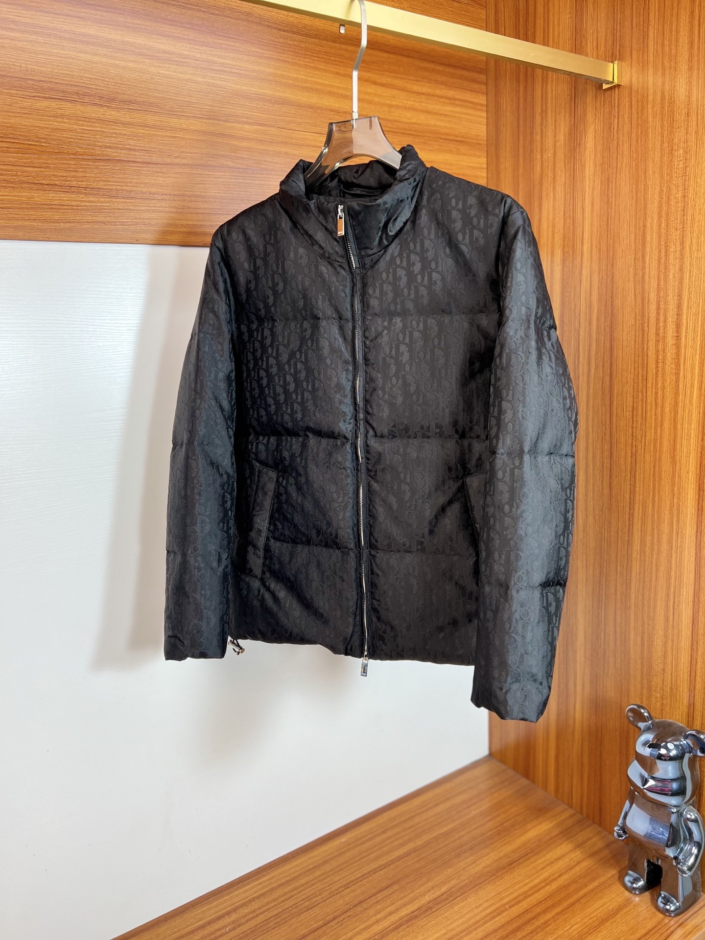 NO:625000,Dior/Dior 2025 autumn and winter new products, complete with three standards, full and plump 90 white goose down jacket, good products without too much introduction, look at the details, counter size M-XXL /140 recommended M,, dior, dior, down jacket, alexander wang19860909Dior/迪奥 2025年秋冬新品上新 三标齐全 充实饱满90白鹅绒 羽绒服 好货不用过多介绍 看细节 专柜码数M-XXL /140建议M,,dior,dior,down jacket,alexander wang,Men's clothing