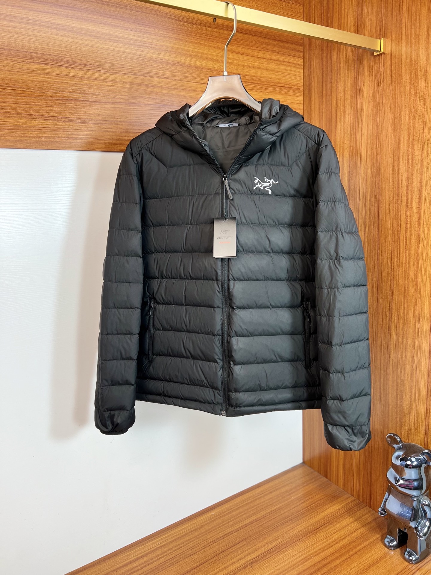 NO:624968,Arc/Archaeopteryx 2025 Autumn and Winter new products, complete with three labels, down jacket, good product, no need to introduce too much, look at the details, counter size M-XXL /140 recommended L, arc'teryx, down jacket, alexander wang19860909Arc/始祖鸟 2025年秋冬新品上新 三标齐全 羽绒服 好货不用过多介绍 看细节 专柜码数M-XXL /140建议L,arc'teryx,down jacket,alexander wang,Men's clothing
