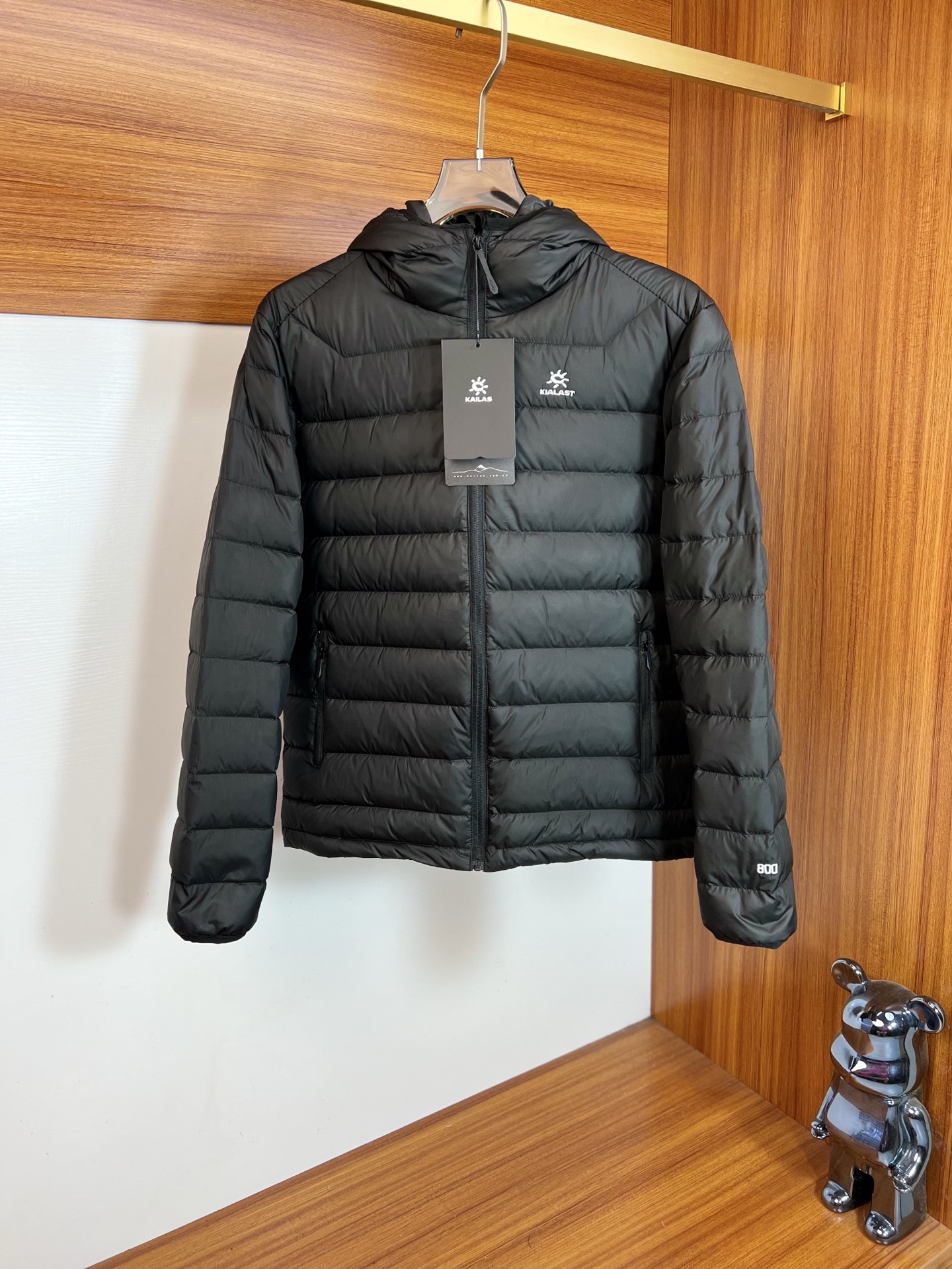 NO:624951,Kailas 2025 autumn and winter new products, complete with three standards, down jackets, good products, no need to introduce too much, look at the details, counter size M-XXXL /140, recommended L,, down jacket, alexander wang19860909Kailas 2025年秋冬新品上新 三标齐全 羽绒服 好货不用过多介绍 看细节 专柜码数M-XXXL /140建议L,,down jacket,alexander wang,Men's clothing