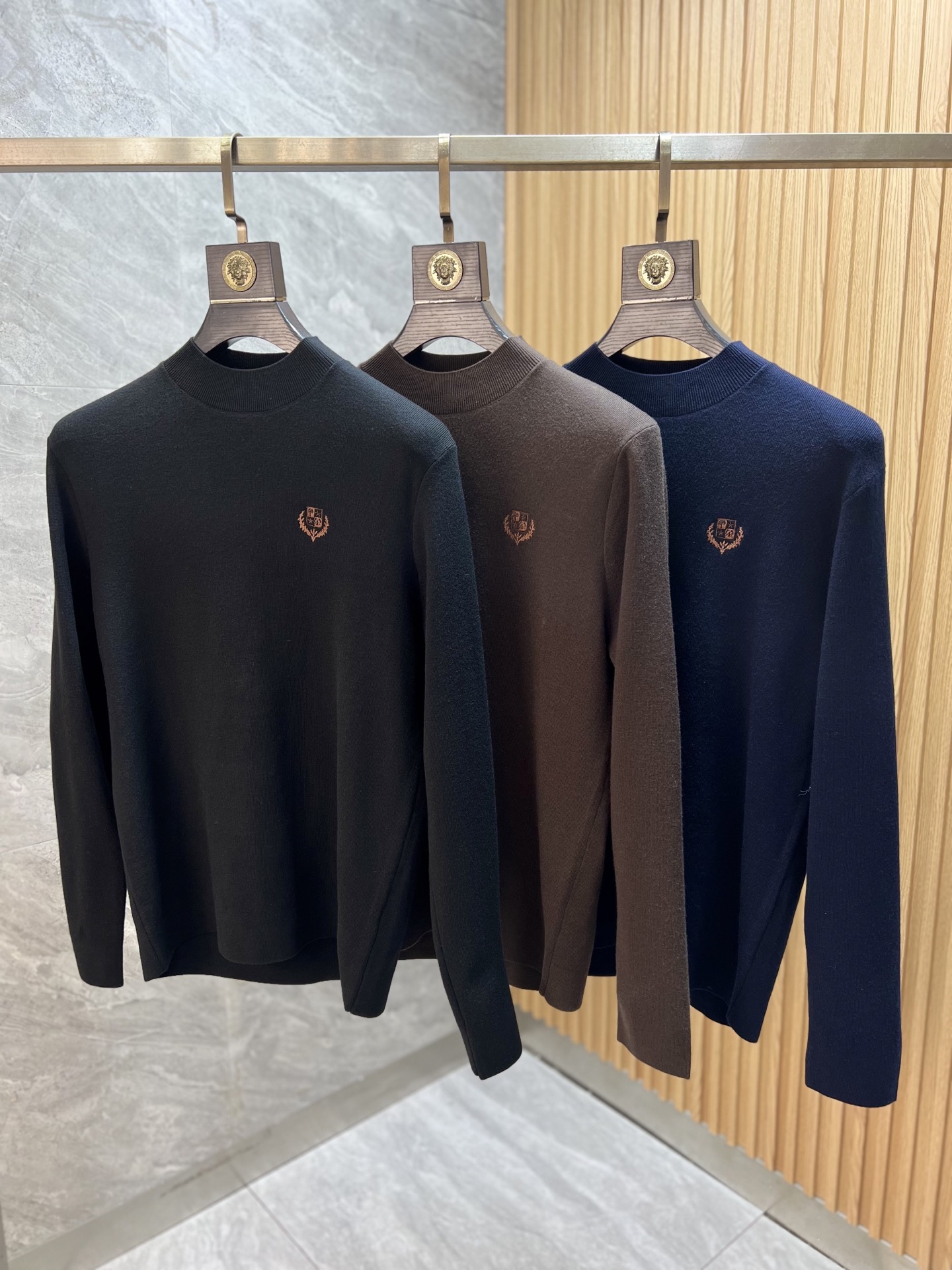 NO:645346,LP New arrivals for autumn and winter. Complete with three labels. Medium turtleneck sweater. Good product. No need to introduce too much. Look at the details. Counter size: M-XXXL /140. Recommend L, loro piana, sweaters, alexander wang19860909LP 年秋冬新品上新 三标齐全 中高领毛衣 好货不用过多介绍 看细节 专柜码数M-XXXL /140建议L,,loro piana,sweaters,alexander wang,Men's clothing