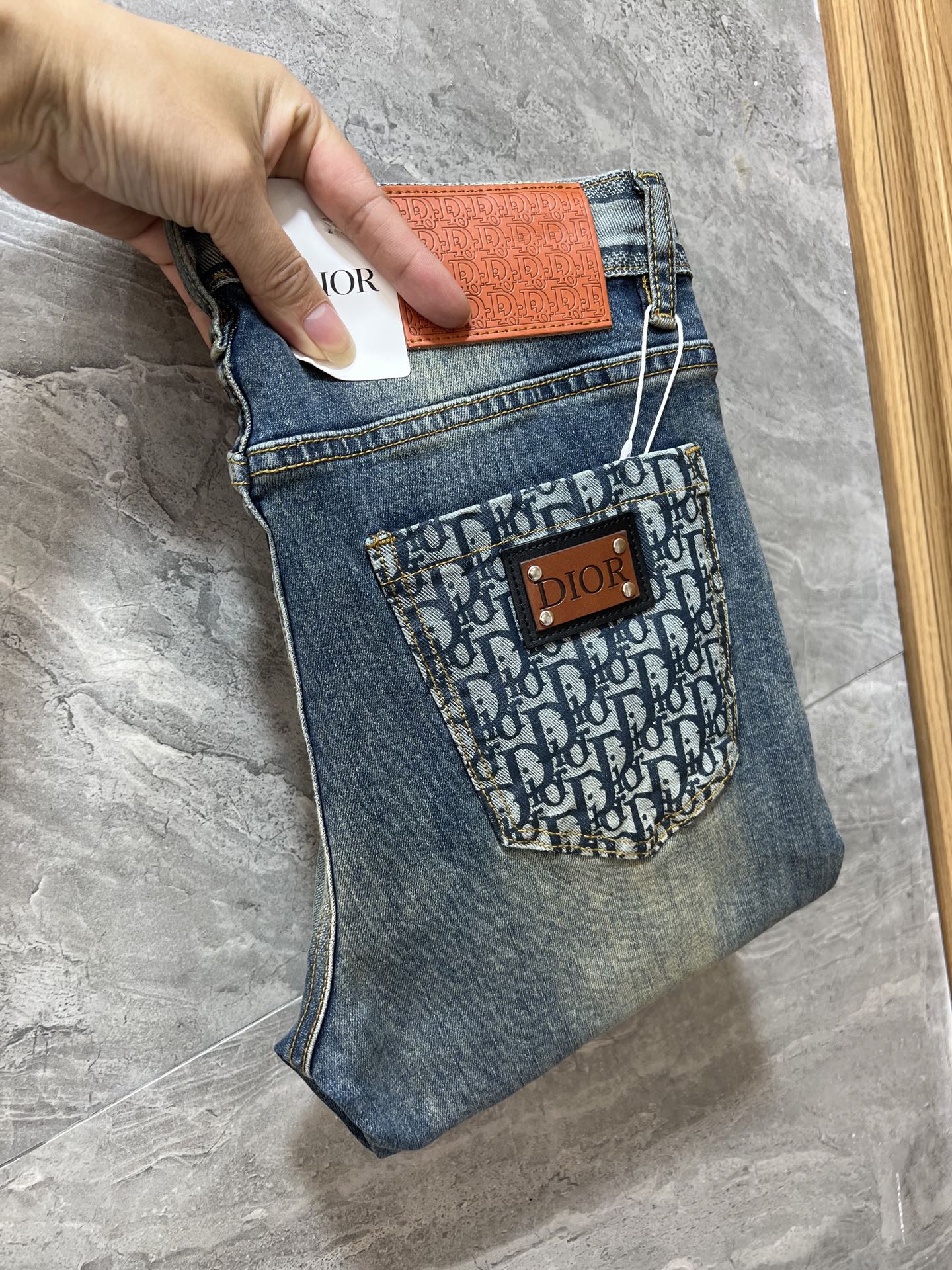 NO:647182,Dior/Dior 2025 autumn and winter new products, complete with three labels, jeans, good products, no need to introduce too much, look at the details, counter size 29-38, 175/140, upper body size 32,, dior, dior, jeans, alexander wang19860909Dior/迪奥 2025秋冬新品 三标齐全 牛仔裤 好货不用过多介绍 看细节 专柜码数29-38 175/140上身32码,,dior,dior,jeans,alexander wang,Men's clothing