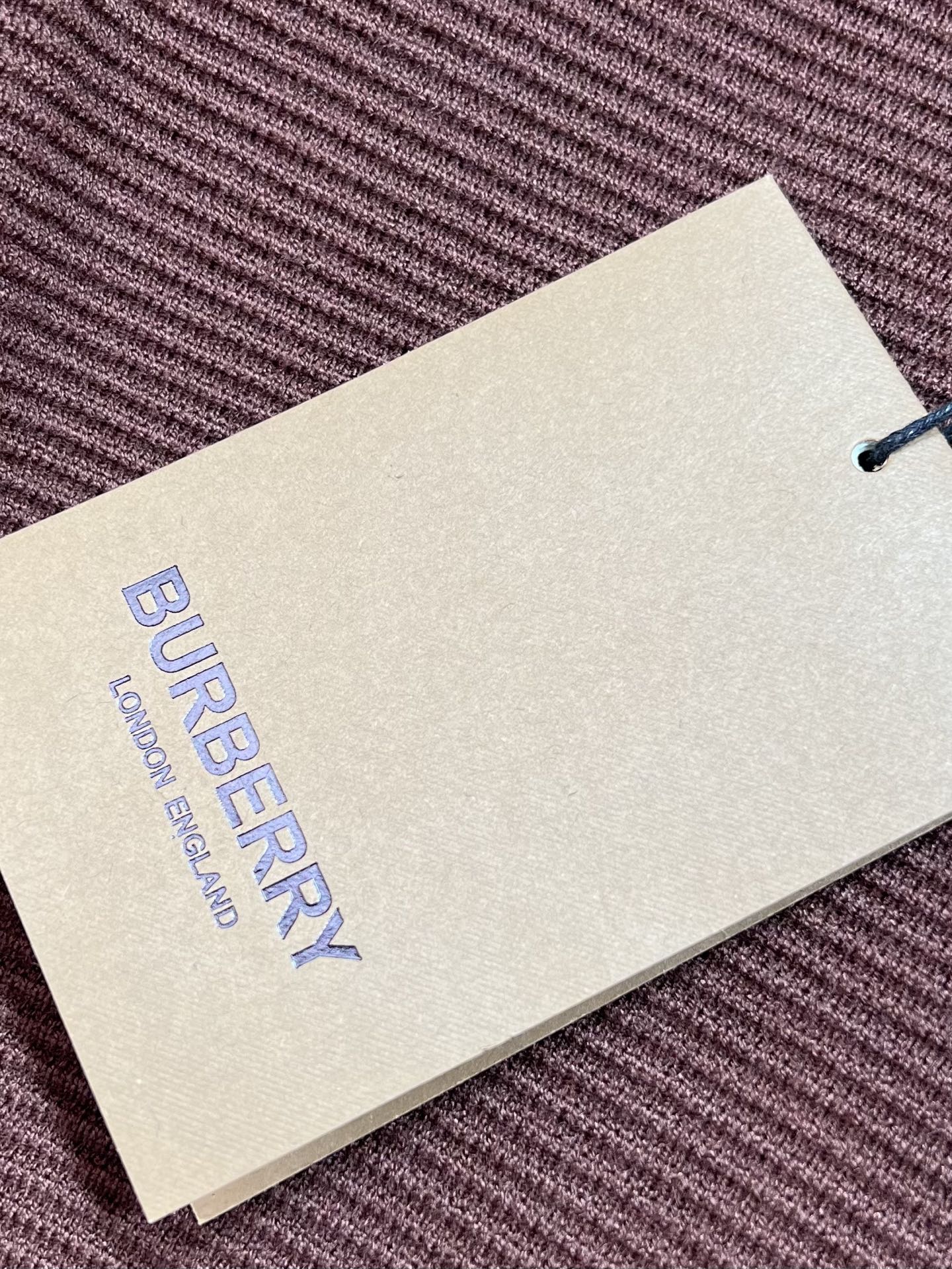 Burberry/巴宝莉 2025年秋冬新品上新 三标齐全 开衫加厚羊毛衫 好货不用过多介绍 看细节 专