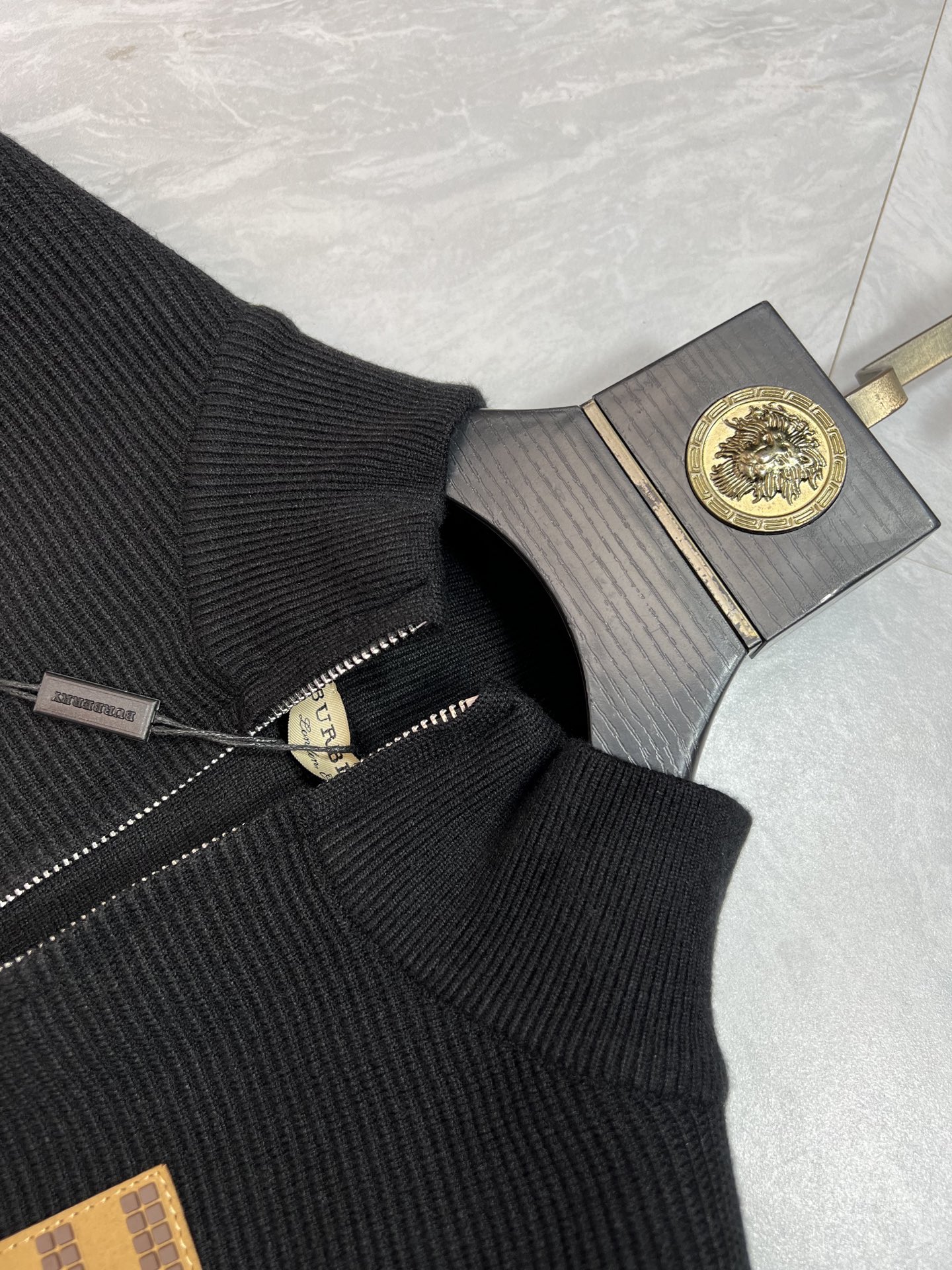 Burberry/巴宝莉 2025年秋冬新品上新 三标齐全 开衫加厚羊毛衫 好货不用过多介绍 看细节 专