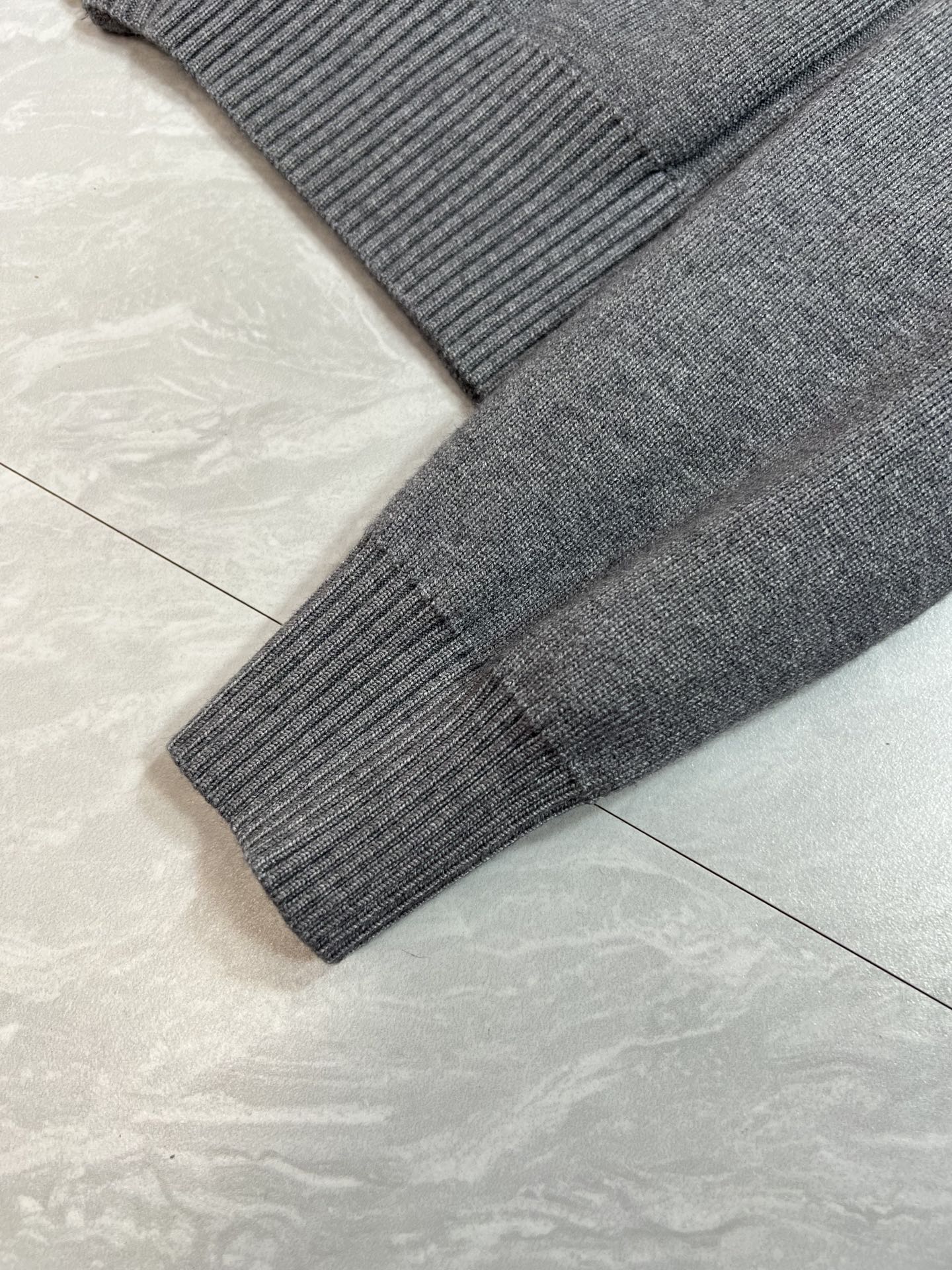 Gucci/古奇 2025年秋冬新品上新 三标齐全 开衫加厚羊毛衫 好货不用过多介绍 看细节 专柜码数：