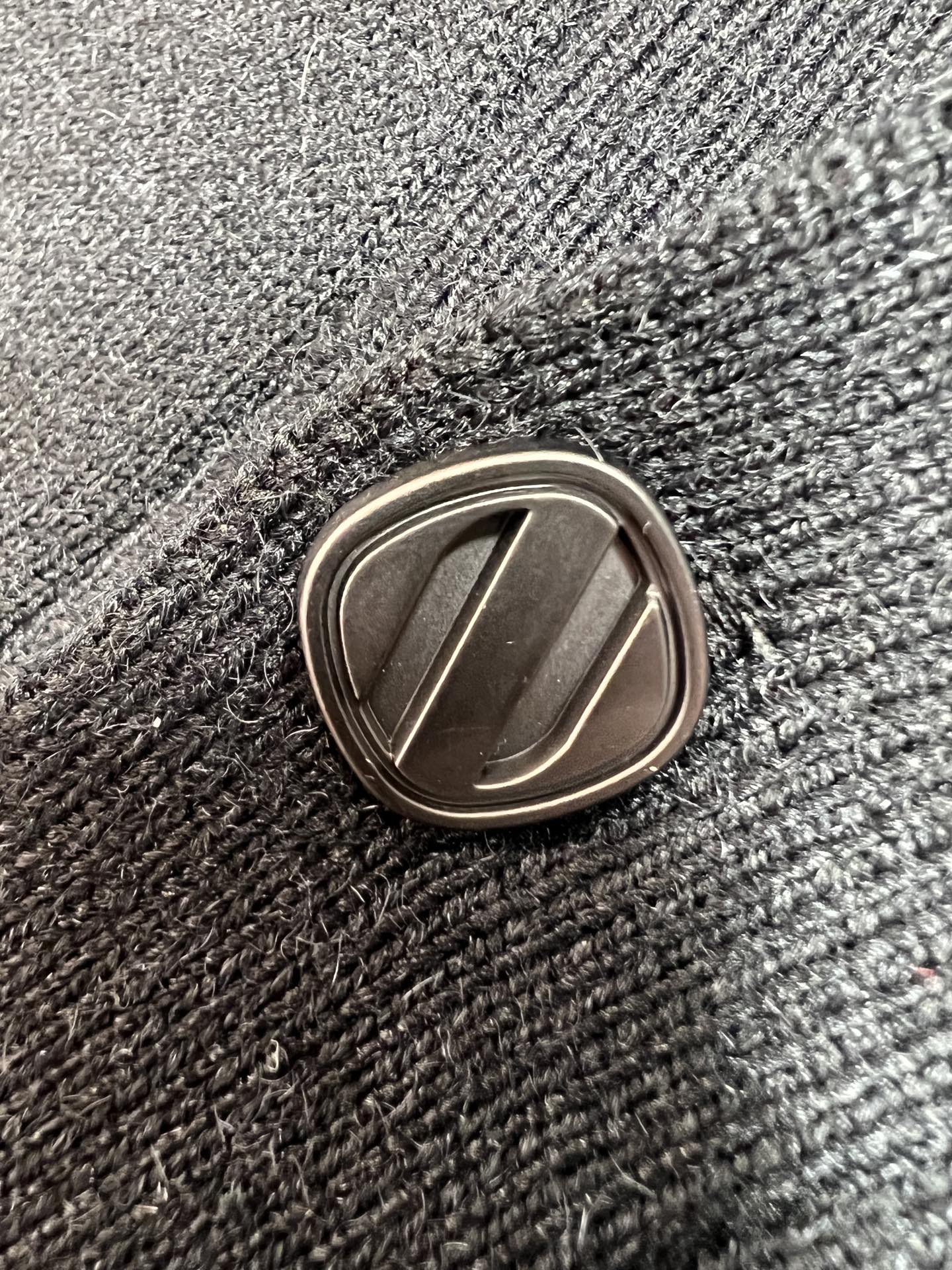 zZEGNA/杰尼亚 2025年秋冬新品上新 三标齐全 开衫加厚羊毛衫 好货不用过多介绍 看细节 专柜码