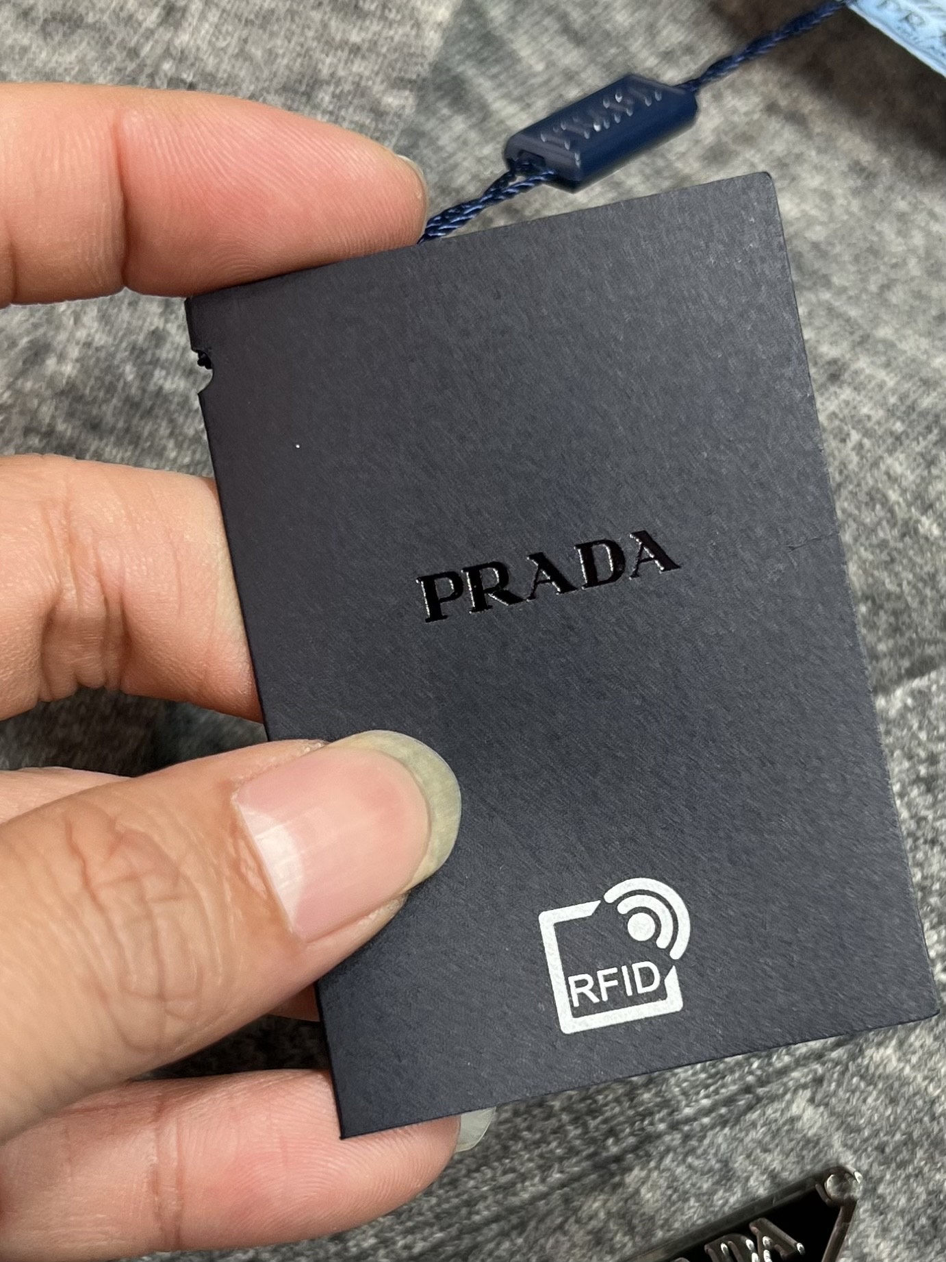 Prada/普拉达 2025年秋冬新品上新 三标齐全 开衫加厚羊毛衫 好货不用过多介绍 看细节 专柜码数