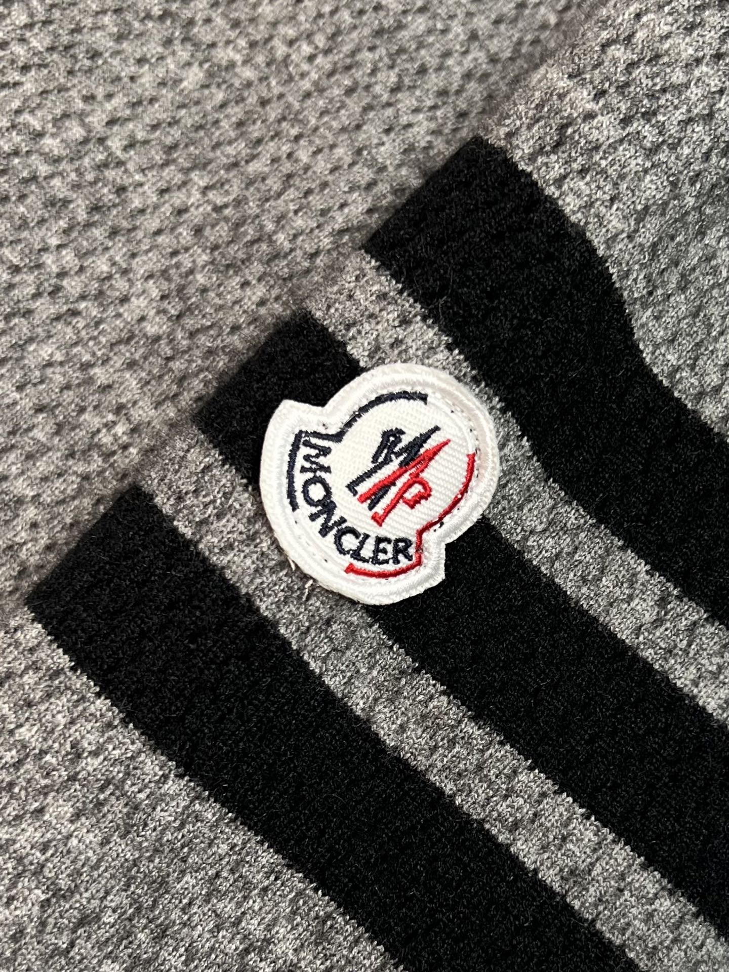Moncler/蒙口 2025年秋冬新品上新 三标齐全 开衫加厚羊毛衫 好货不用过多介绍 看细节 专柜码