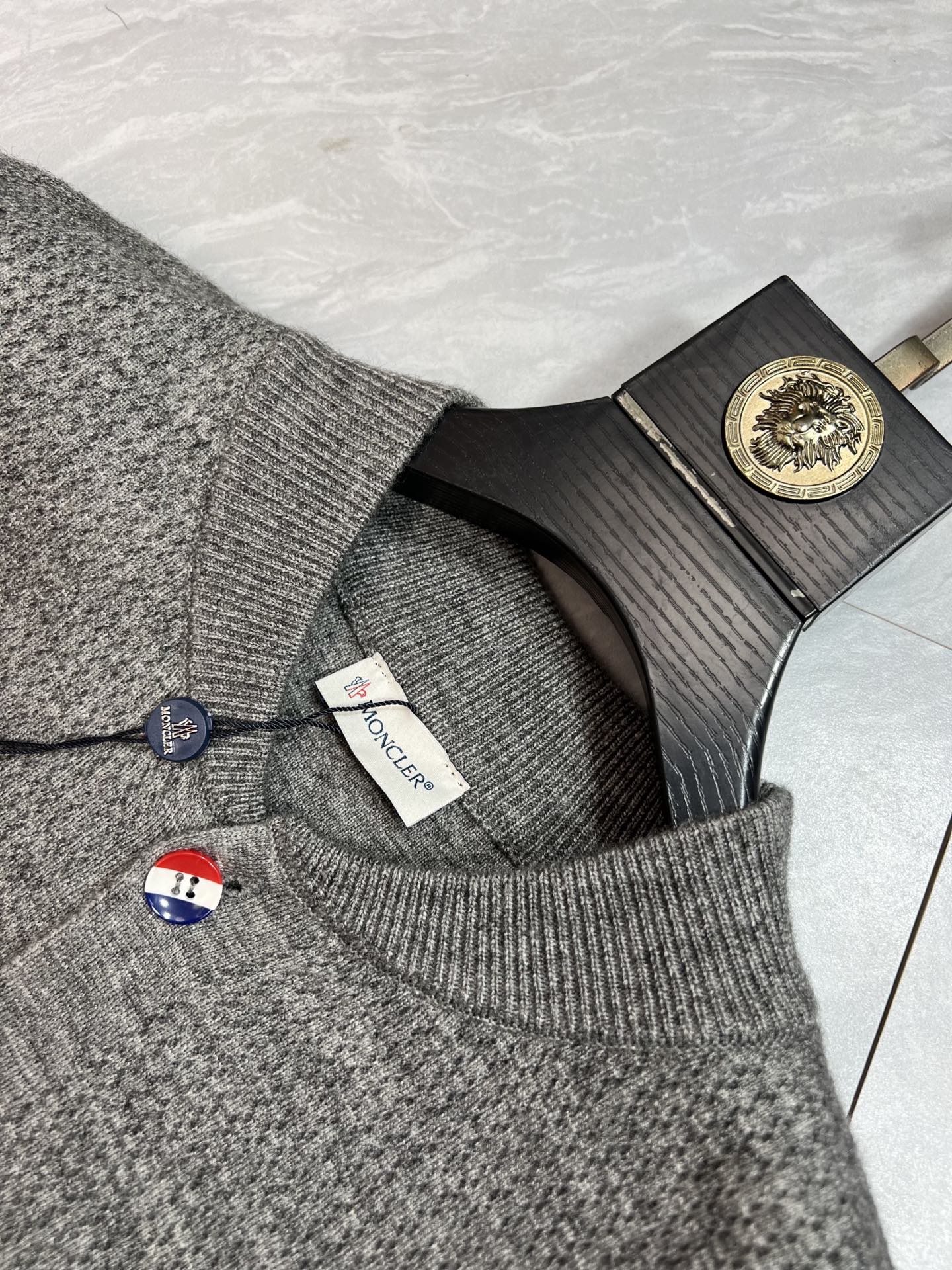 Moncler/蒙口 2025年秋冬新品上新 三标齐全 开衫加厚羊毛衫 好货不用过多介绍 看细节 专柜码