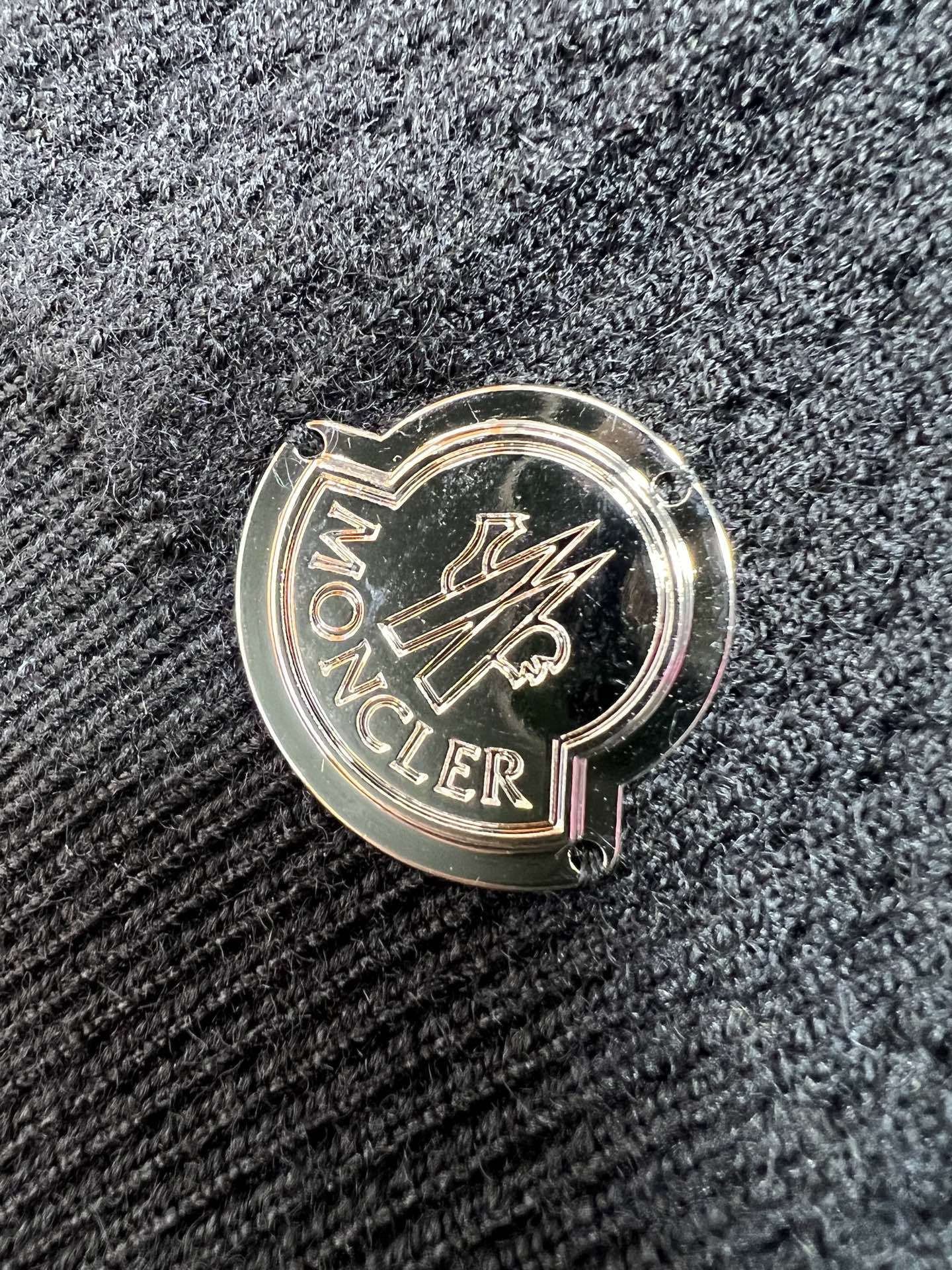 Moncler/蒙口 2025年秋冬新品上新 三标齐全 开衫加厚羊毛衫 好货不用过多介绍 看细节 专柜码