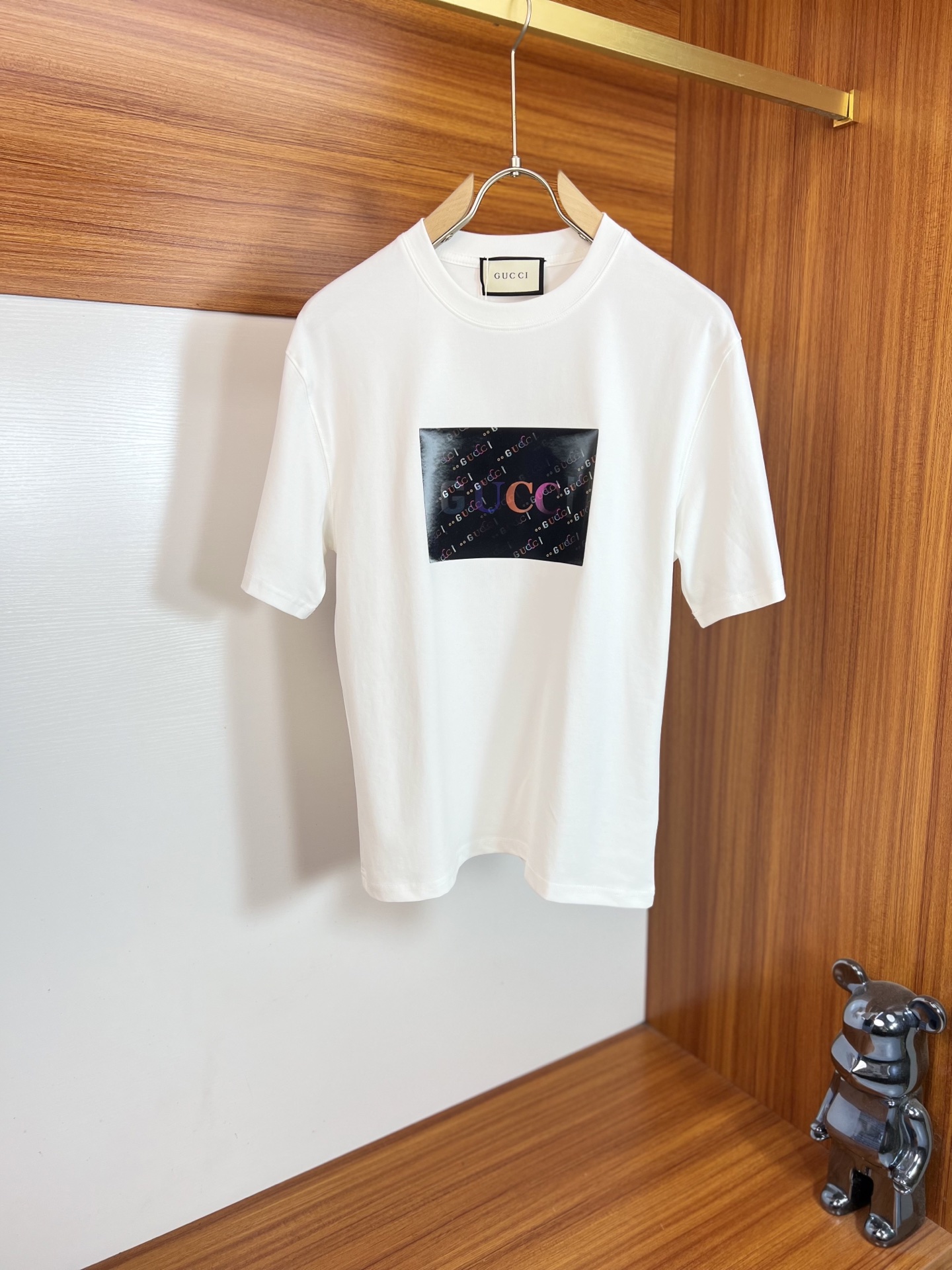 NO:760125,Gucci/Gucci 2026 spring and summer new products, complete with three labels, mercerized cotton round neck short-sleeved T-shirt, gradient craftsmanship on the chest, good products without too much introduction, look at the details, counter size M-XXXL / recommended L,, gucci, T-shirt, tees, t-shirt,19860909Gucci/古奇 2026年春夏新品上新 三标齐全 丝光棉圆领短袖T恤 胸前渐变工艺 好货不用过多介绍 看细节 专柜码数M-XXXL /建议L,,gucci,T-shirt,tees，t-shirt,,Men's clothing