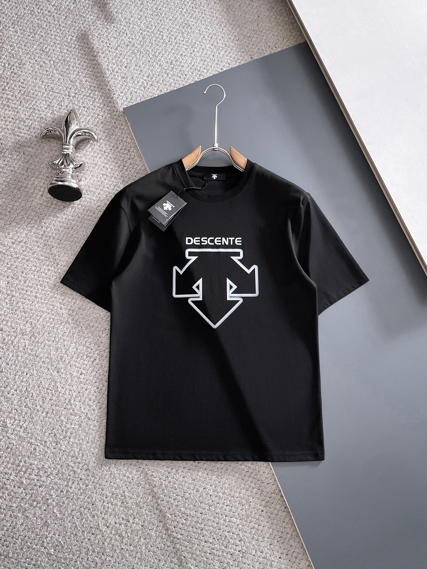 NO:746241,Des/Desante 2026 spring and summer new products, complete with three standards, mercerized cotton short-sleeved T-shirt, size M-XXXL 175/140, recommended L,, T-shirt, tees, t-shirt,19860909Des/迪桑特 2026春夏新品 三标齐全 丝光棉短袖T恤 码数M-XXXL 175/140建议L,,T-shirt,tees，t-shirt,,Men's clothing