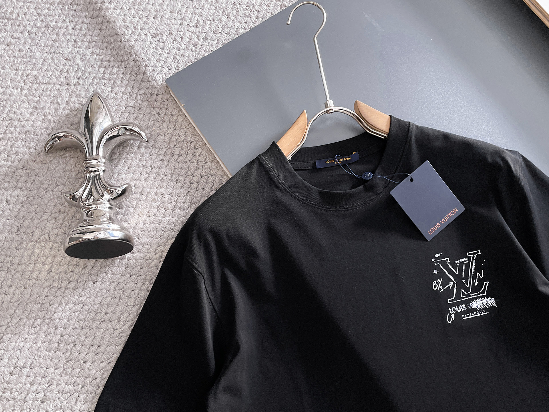 🖤LV/路易威登 2026年春夏新品上新 三标齐全 纯棉圆领短袖T恤 专柜码数：M-XXXL 175/1