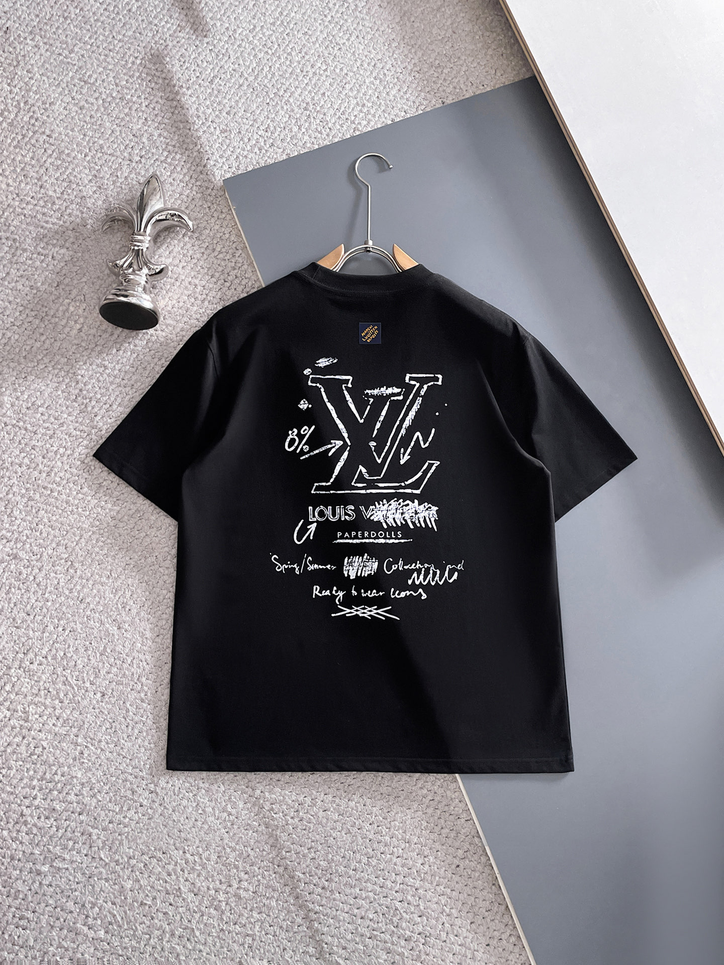 🖤LV/路易威登 2026年春夏新品上新 三标齐全 纯棉圆领短袖T恤 专柜码数：M-XXXL 175/1