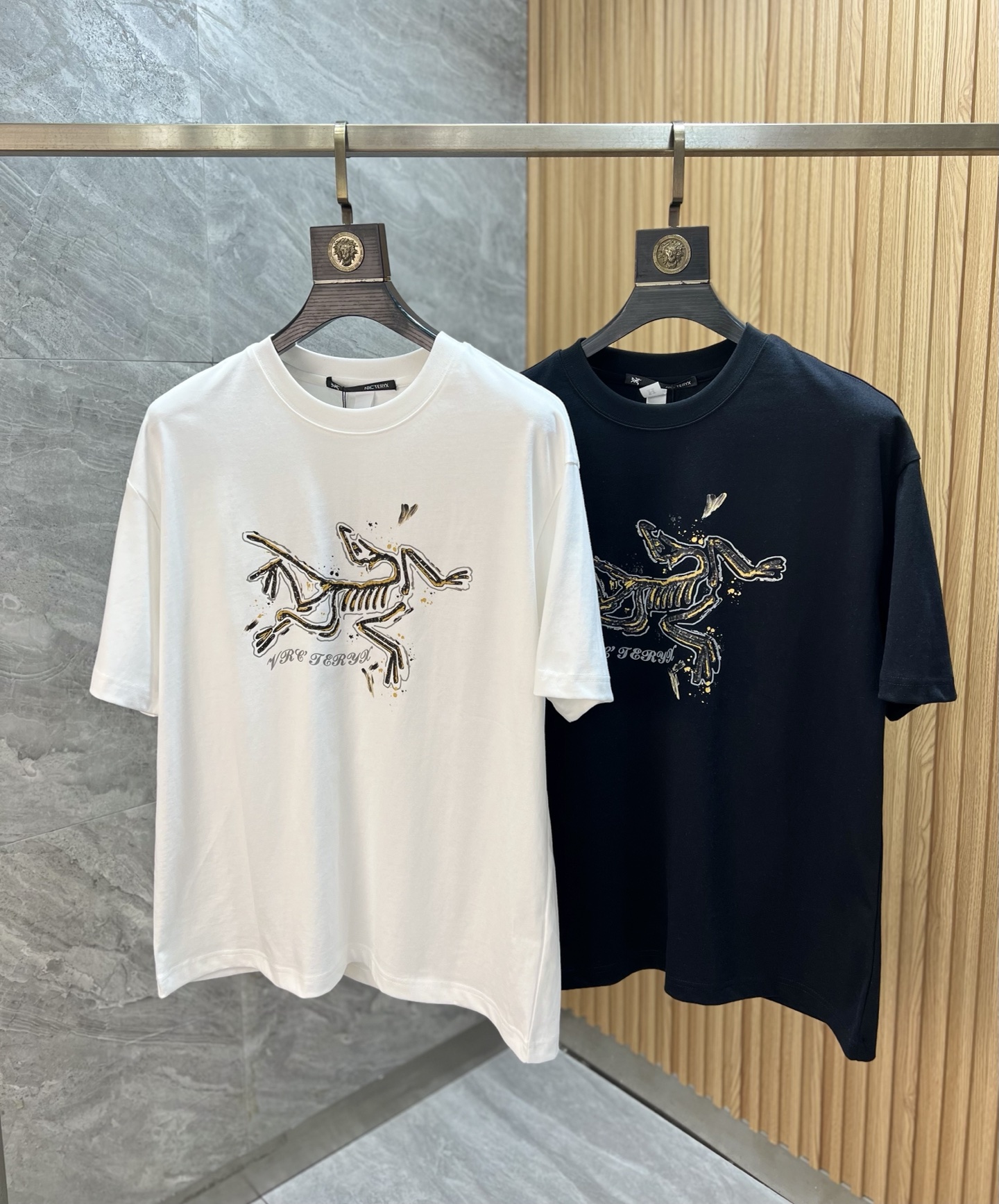 NO:760281,arc/Arc'teryx 2026 spring and summer new products, complete with three standards, pure cotton round neck short-sleeved T-shirt, size M-XXXL 175/140, recommended L, arc'teryx, T-shirt, tees, t-shirt,19860909arc/始祖鸟 2026春夏新品上新 三标齐全 纯棉圆领短袖T恤 码数M-XXXL 175/140建议L,arc'teryx,T-shirt,tees，t-shirt,,Men's clothing