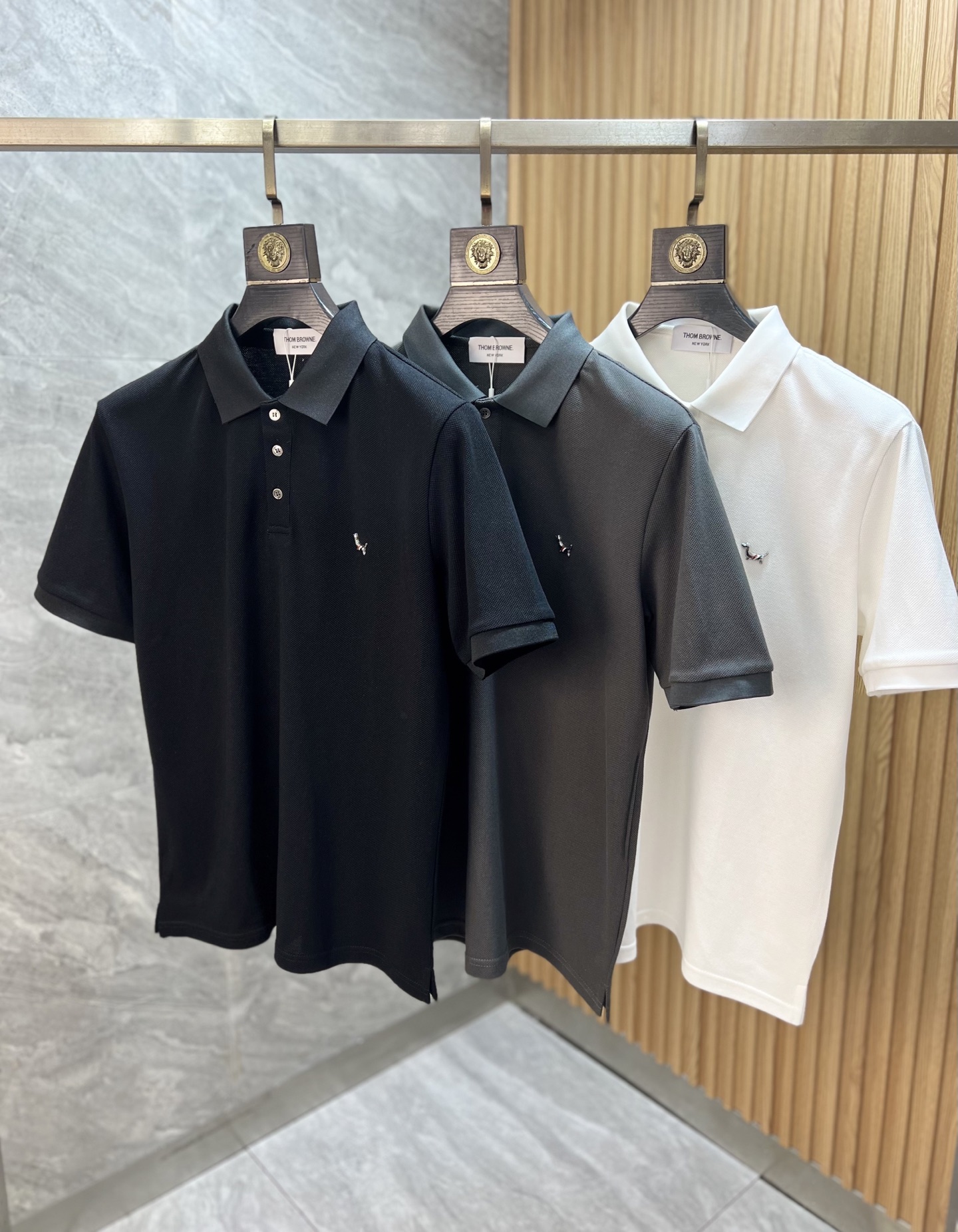NO:735741,TB 2026 spring and summer new products, complete with three labels, lapel short-sleeved polo shirt, counter size M-XXXL / recommended L,, T-shirt,19860909TB 2026年春夏新品上新 三标齐全 翻领短袖polo衫 专柜码数M-XXXL /建议L,,T-shirt,,Men's clothing