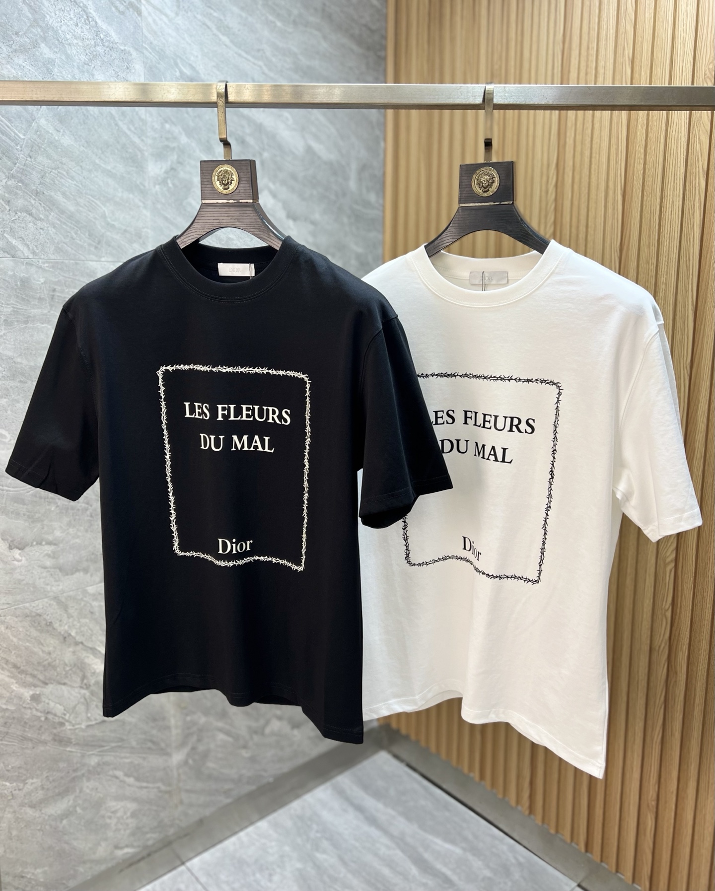 NO:744551,Dior/Dior 2026 spring and summer new products, complete with three labels, mercerized cotton short-sleeved T-shirt, good product without too much introduction, look at the details, counter size M-XXXL 175/140, recommended L,, dior, dior, T-shirt, tees, t-shirt,19860909Dior/迪奥 2026春夏新品 三标齐全 丝光棉短袖T恤 好货不用过多介绍 看细节 专柜码数M-XXXL 175/140建议L,,dior,dior,T-shirt,tees，t-shirt,,Men's clothing