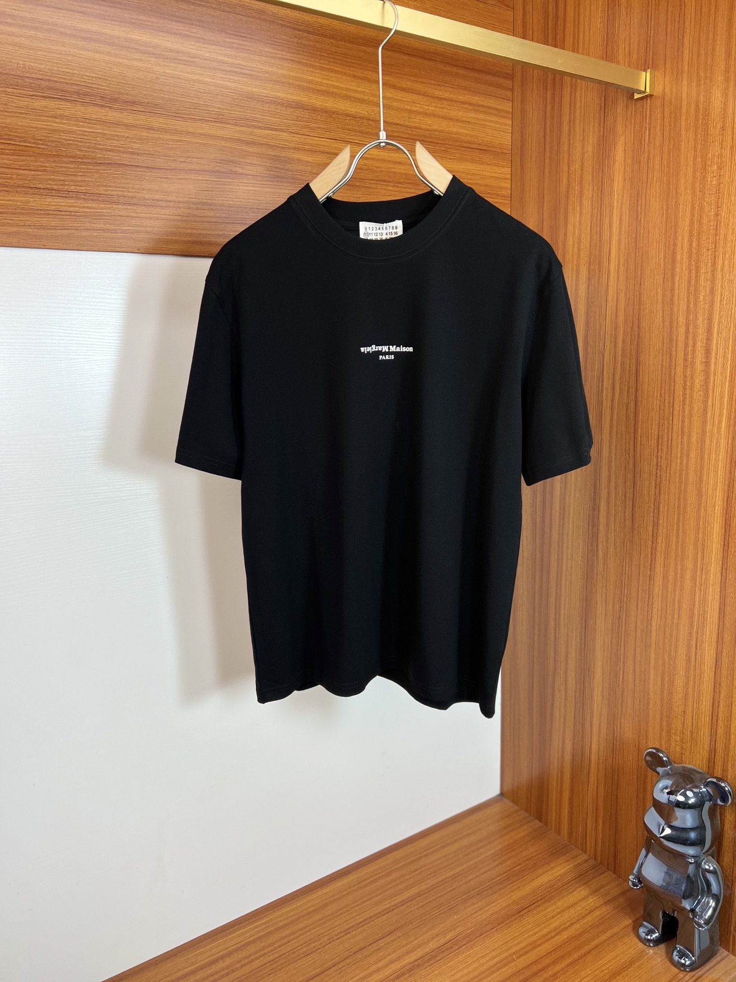 NO:912941,Margiela 2026 spring and summer new products, complete with three standards, pure cotton round neck short-sleeved T-shirt, good product, no need to introduce too much, look at the details, counter size M-XXXL 175/140, recommended L, masion margiela, T-shirt, tees, t-shirt,19860909马吉拉 2026年春夏新品上新 三标齐全 纯棉圆领短袖T恤 好货不用过多介绍 看细节 专柜码数M-XXXL 175/140建议L,,masion margiela,T-shirt,tees，t-shirt,,Men's clothing