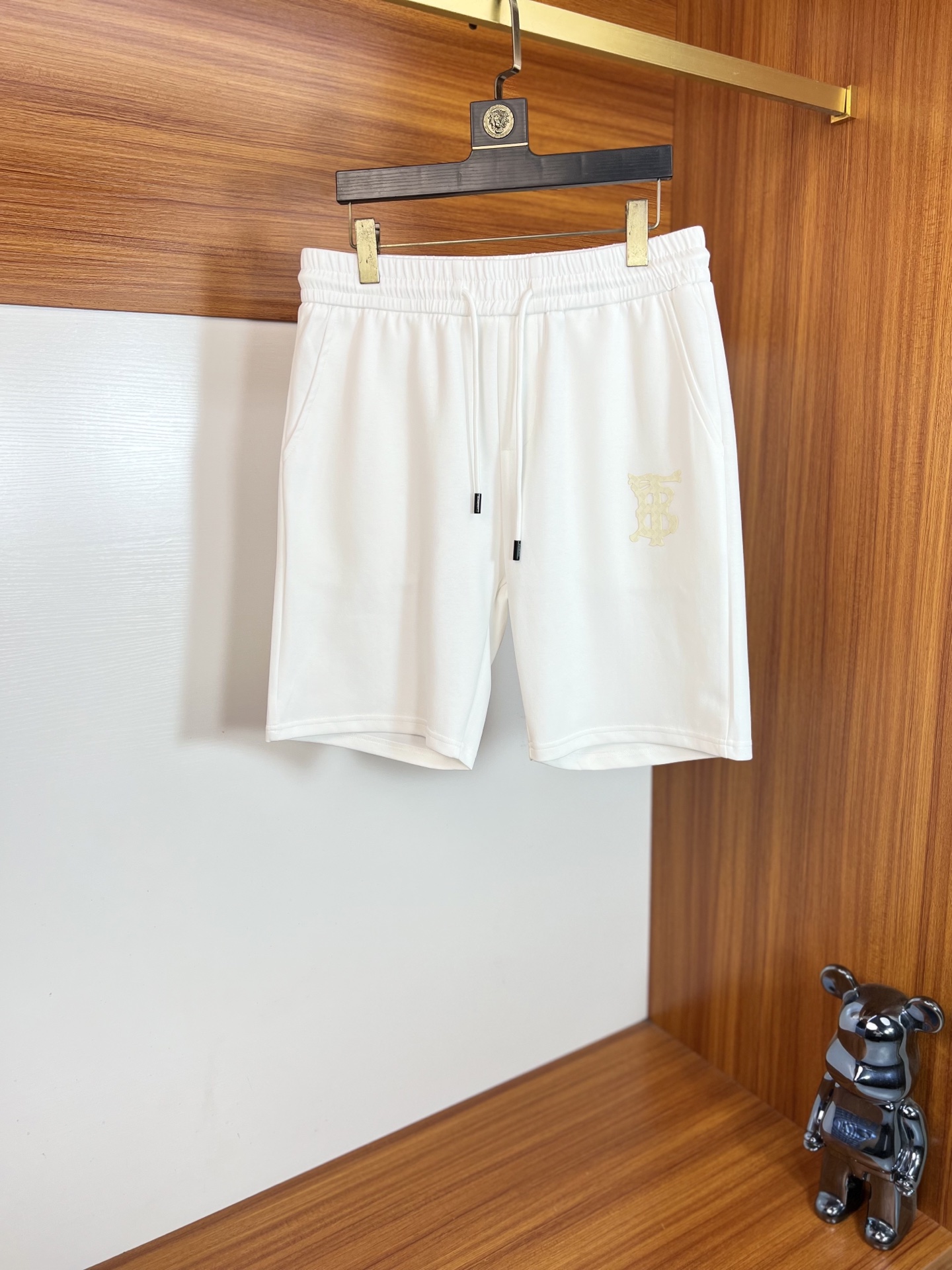 NO:838098,Burberry/Burberry 2026 spring and summer new products, complete with three labels, elastic band, casual pants and shorts, no need to introduce too much, look at the details, counter size M-XXXL / upper body recommended L,,,burberry,burberry,shorts,19860909Burberry/巴宝莉 2026春夏新品 三标齐全 松紧带五分休闲裤短裤 好货不用过多介绍 看细节 专柜码数M-XXXL /上身建议L,,,burberry,burberry,shorts,,Men's clothing
