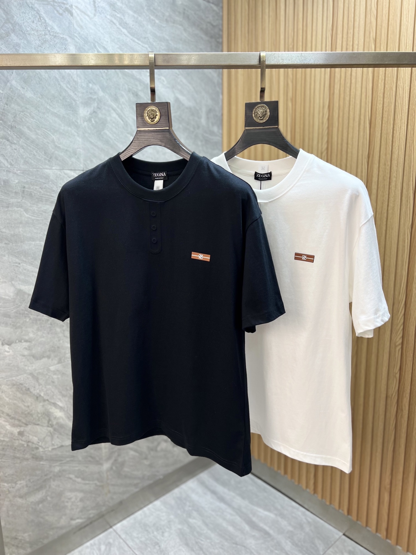 NO:746290,zZEGNA/Zegna 2026 spring and summer new products, complete with three labels, pure cotton round neck short-sleeved T-shirt, good product does not need to be introduced too much, look at the details, counter size M-XXXL 175/140, recommended L,,zegna,T-shirt,tees,t-shirt,19860909zZEGNA/杰尼亚 2026年春夏新品上新 三标齐全 纯棉圆领短袖T恤 好货不用过多介绍 看细节 专柜码数M-XXXL 175/140建议L,,zegna,T-shirt,tees，t-shirt,,Men's clothing