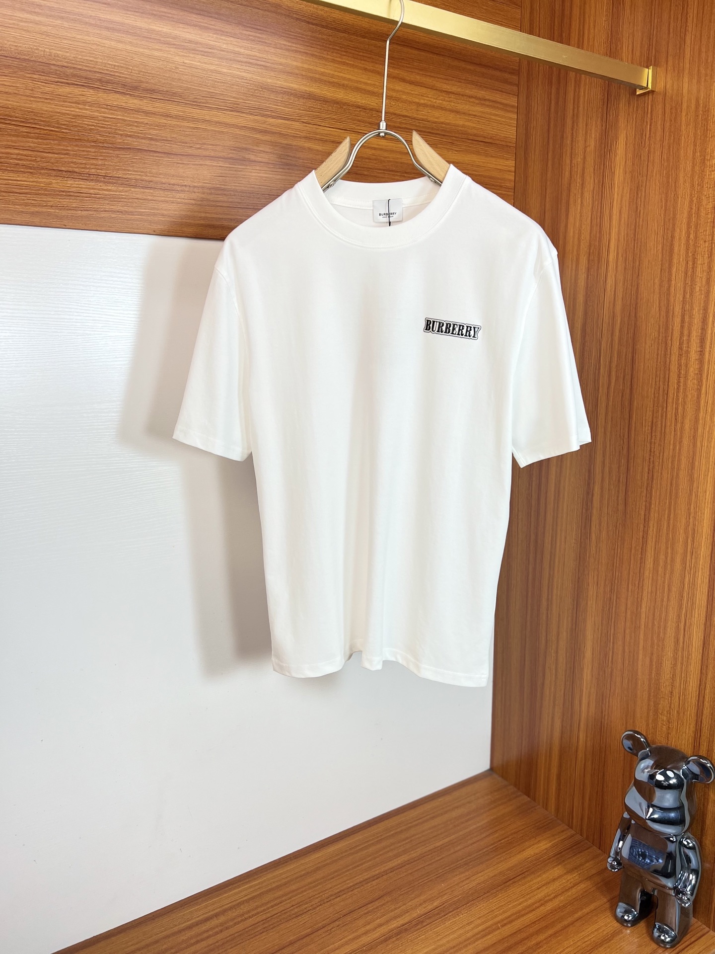 NO:840333,Burberry/Burberry 2026 spring and summer new products, complete with three labels, mercerized cotton round neck short-sleeved T-shirt, good product does not need to be introduced too much, look at the details, counter size M-XXXL / recommended L,, burberry, burberry, T-shirt, tees, t-shirt,19860909Burberry/巴宝莉 2026年春夏新品上新 三标齐全 丝光棉圆领短袖T恤 好货不用过多介绍 看细节 专柜码数M-XXXL /建议L,,burberry,burberry,T-shirt,tees，t-shirt,,Men's clothing