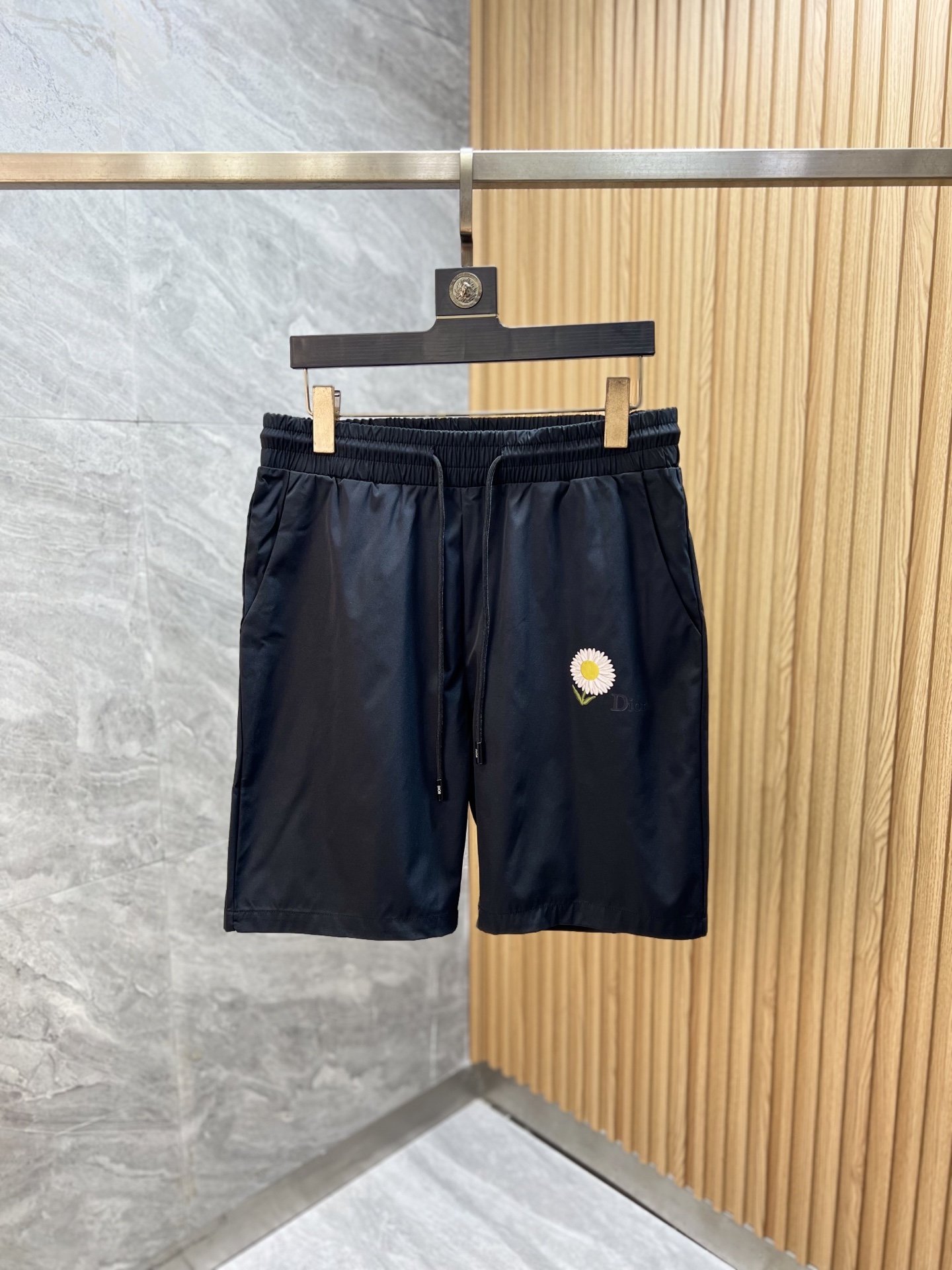 NO:937532,Dior/Dior 2026 spring and summer new products, complete with three labels, shorts, good products, no need to introduce too much, look at the details, counter size M-XXXL, slim fit,, dior, dior, shorts,19860909Dior/迪奥 2026春夏新品上新 三标齐全 短裤 好货不用过多介绍 看细节 专柜码数M-XXXL 修身版型,,dior,dior,shorts,,Men's clothing