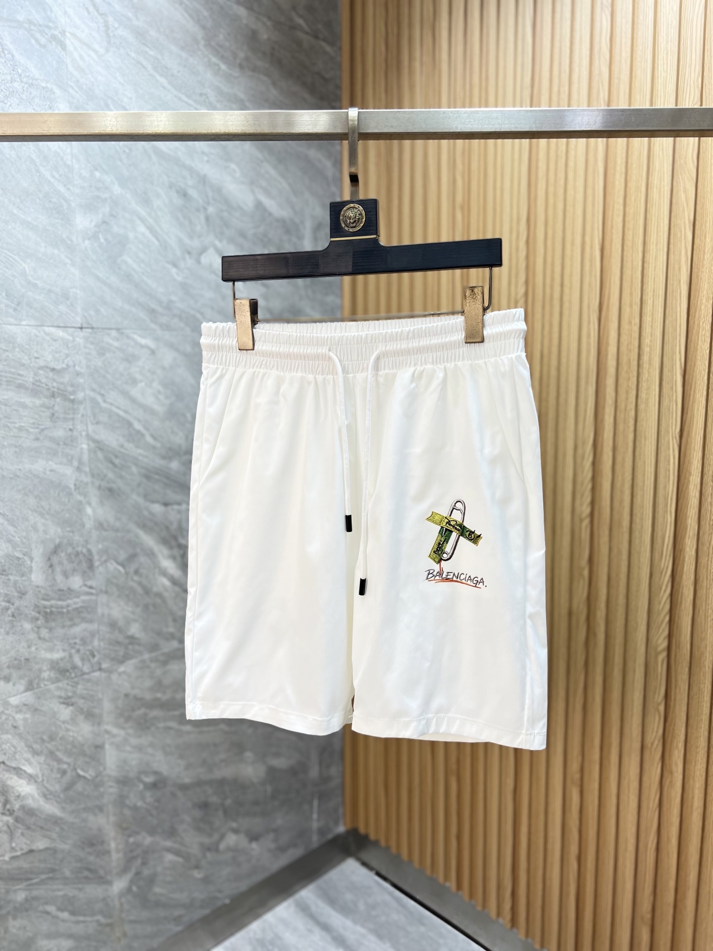 NO:773888,Balenciaga/Balenciaga 2026 spring and summer new products, complete with three labels, shorts, good products, no need to introduce too much, look at the details, counter size M-XXXL, slim fit,,balenciaga,balenciaga,shorts,19860909Balenciaga/巴黎世家 2026春夏新品上新 三标齐全 短裤 好货不用过多介绍 看细节 专柜码数M-XXXL 修身版型,,balenciaga,balenciaga,shorts,,Men's clothing