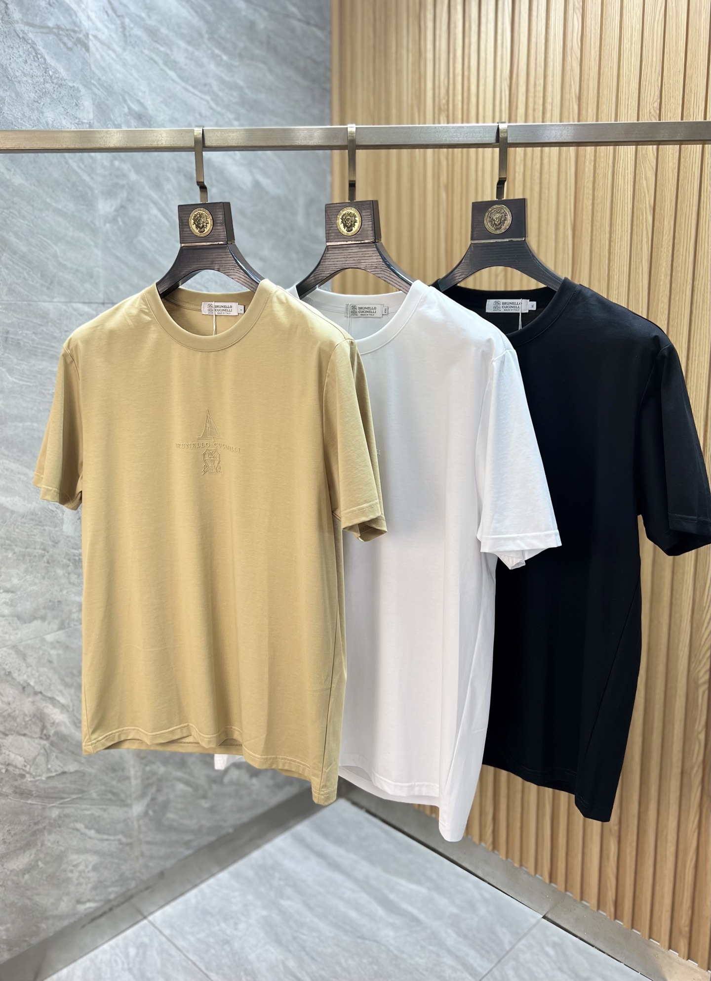 NO:757324,BC 2026 spring and summer new products, complete with three labels, mercerized cotton short-sleeved T-shirt, good product, no need to introduce too much, look at the details, counter size M-XXXL / recommended L,, T-shirt, tees, t-shirt,19860909BC 2026春夏新品 三标齐全 丝光棉短袖T恤 好货不用过多介绍 看细节 专柜码数M-XXXL /建议L,,T-shirt,tees，t-shirt,,Men's clothing