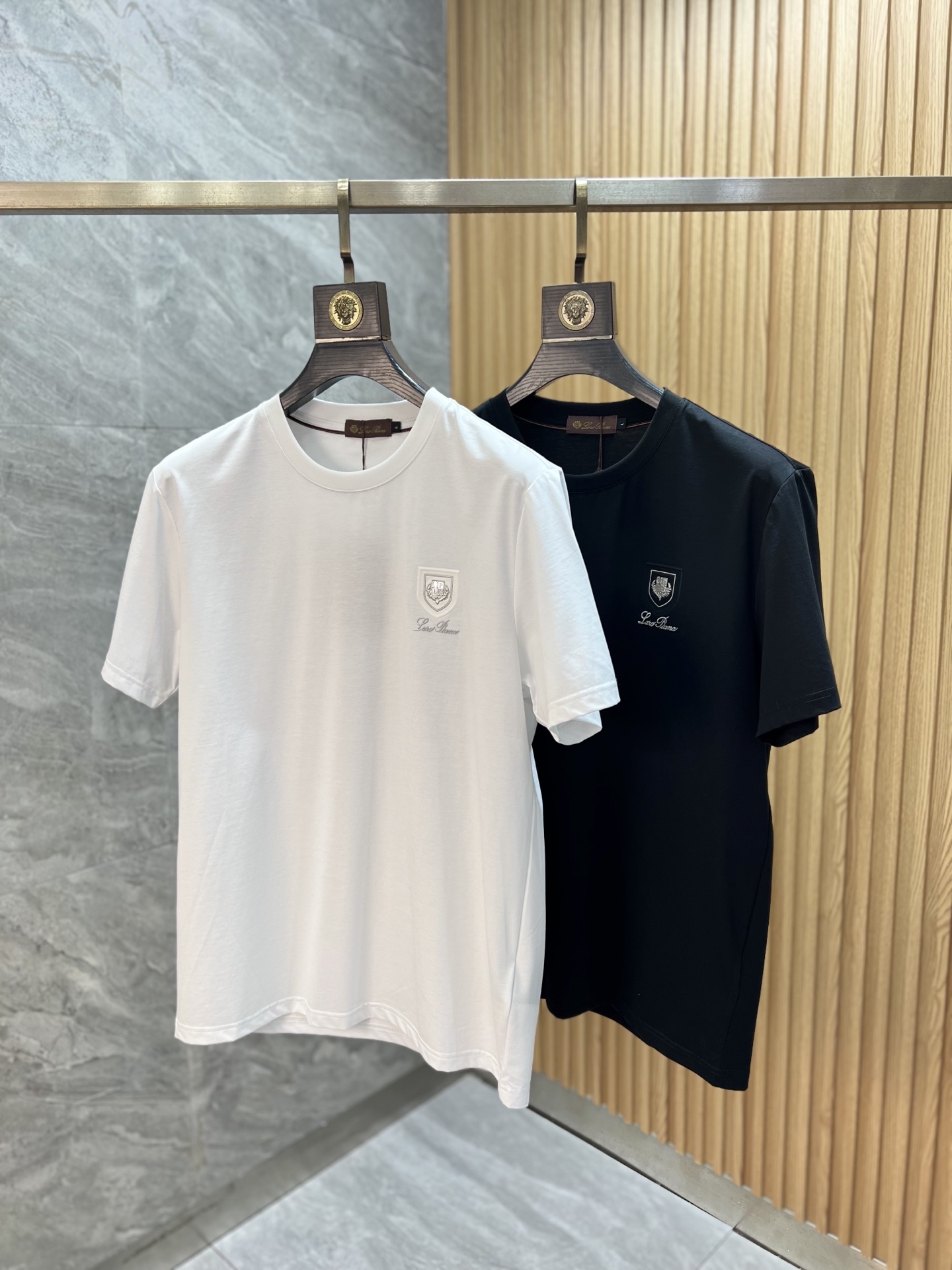 NO:757285,LP 1956 spring and summer new product, complete with three labels, mercerized cotton short-sleeved T-shirt, good product without too much introduction, look at the details, counter size M-XXXL / recommended L,, loro piana, T-shirt, tees, t-shirt,19860909LP 1956春夏新品 三标齐全 丝光棉短袖T恤 好货不用过多介绍 看细节 专柜码数M-XXXL /建议L,,loro piana,T-shirt,tees，t-shirt,,Men's clothing
