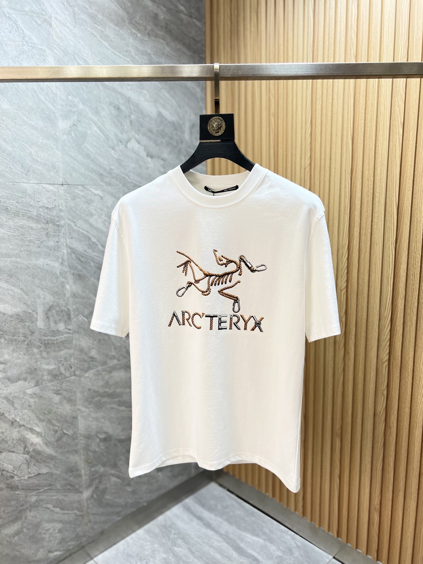 NO:910267,Arc/Arc'teryx 2026 spring and summer new products, complete with three labels, mercerized cotton short-sleeved T-shirt, good product without too much introduction, look at the details, counter size M-XXXL 175/140, recommended L, arc'teryx, T-shirt, tees, t-shirt,19860909Arc/始祖鸟 2026春夏新品 三标齐全 丝光棉短袖T恤 好货不用过多介绍 看细节 专柜码数M-XXXL 175/140建议L,arc'teryx,T-shirt,tees，t-shirt,,Men's clothing