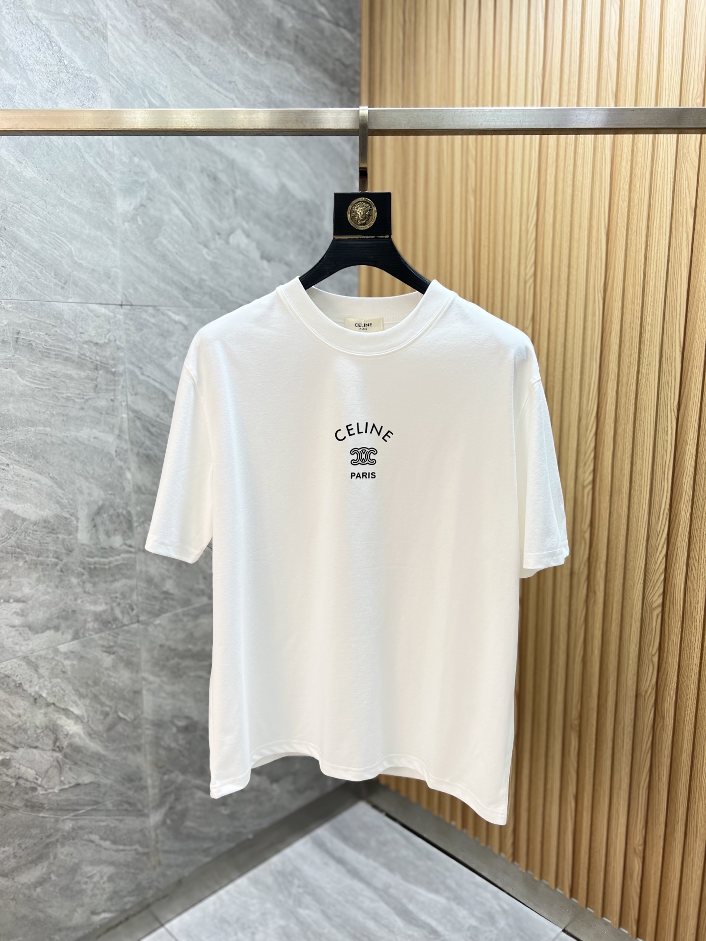 NO:831933,Celine/Celine 2026 spring and summer new products, complete with three labels, pure cotton round neck short-sleeved T-shirt, good product without too much introduction, look at the details, counter size M-XXXL / recommended L, loose fit, celine, celine, T-shirt, tees, t-shirt,19860909Celine/赛琳 2026年春夏新品上新 三标齐全 纯棉圆领短袖T恤 好货不用过多介绍 看细节 专柜码数M-XXXL /建议L 宽松版型,,celine,celine,T-shirt,tees，t-shirt,,Men's clothing