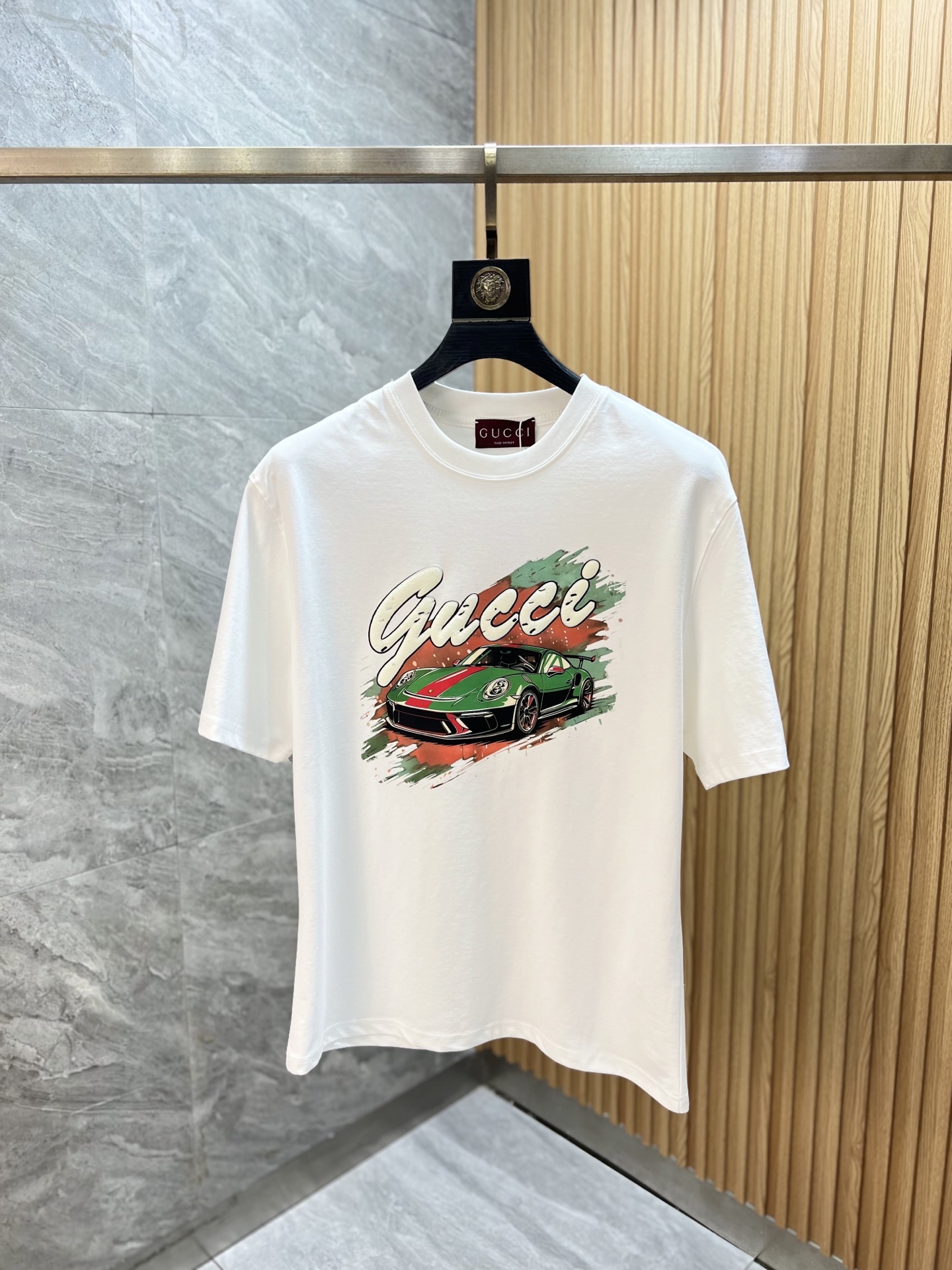 NO:929241,Gucci/Gucci 2026 spring and summer new products, complete with three labels, mercerized cotton round neck short-sleeved T-shirt, good product does not need to be introduced too much, look at the details, counter size M-XXXL / recommended L,, gucci, T-shirt, tees, t-shirt,19860909Gucci/古奇 2026年春夏新品上新 三标齐全 丝光棉圆领短袖T恤 好货不用过多介绍 看细节 专柜码数M-XXXL /建议L,,gucci,T-shirt,tees，t-shirt,,Men's clothing