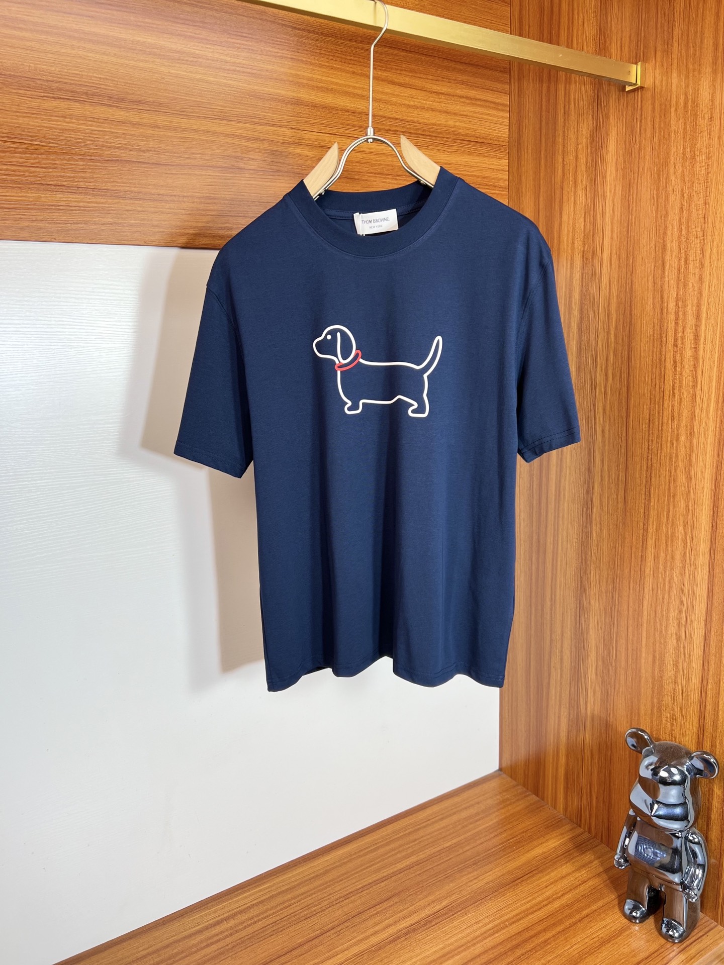 NO:843096,TB 2026 spring and summer new products, complete with three labels, round neck pure cotton short-sleeved T-shirt, good product without too much introduction, look at the details, counter size M-XXXL / recommended L, slightly loose version, T-shirt, tees, t-shirt,19860909TB 2026春夏新品 三标齐全 圆领纯棉短袖T恤 好货不用过多介绍 看细节 专柜码数M-XXXL /建议L 微宽松版型,,T-shirt,tees，t-shirt,,Men's clothing
