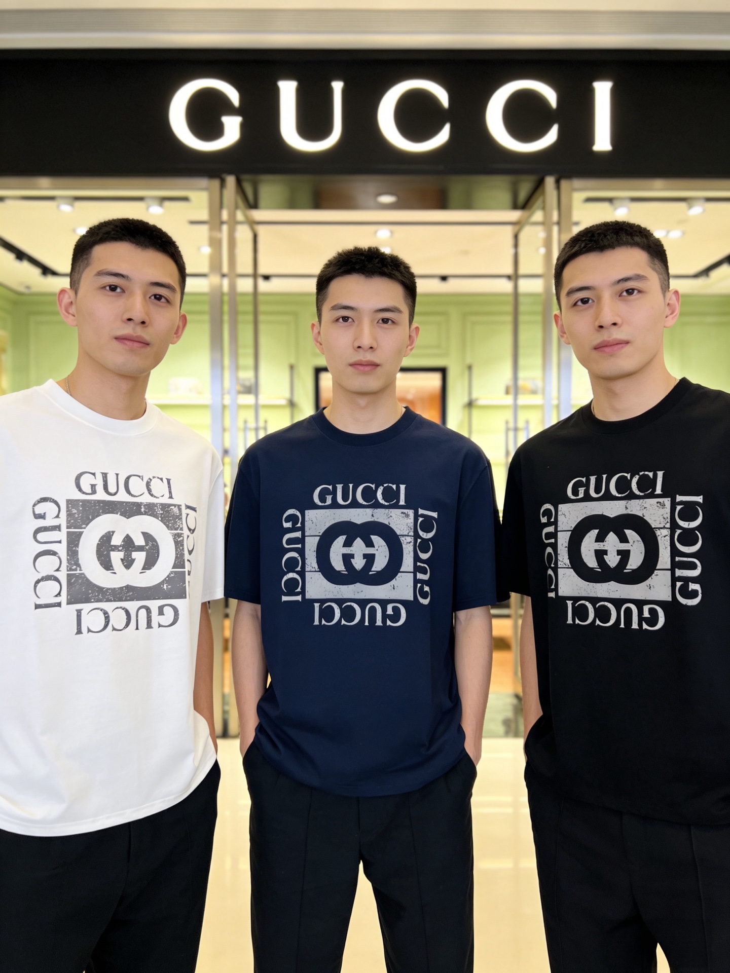 NO:843101,Gucci/Gucci 2026 spring and summer new products, complete with three labels, round neck pure cotton short-sleeved T-shirt, good product does not need to be introduced too much, look at the details, counter size M-XXXL / recommended L, slightly loose version,, gucci, T-shirt, tees, t-shirt,19860909Gucci/古奇 2026春夏新品 三标齐全 圆领纯棉短袖T恤 好货不用过多介绍 看细节 专柜码数M-XXXL /建议L 微宽松版型,,gucci,T-shirt,tees，t-shirt,,Men's clothing