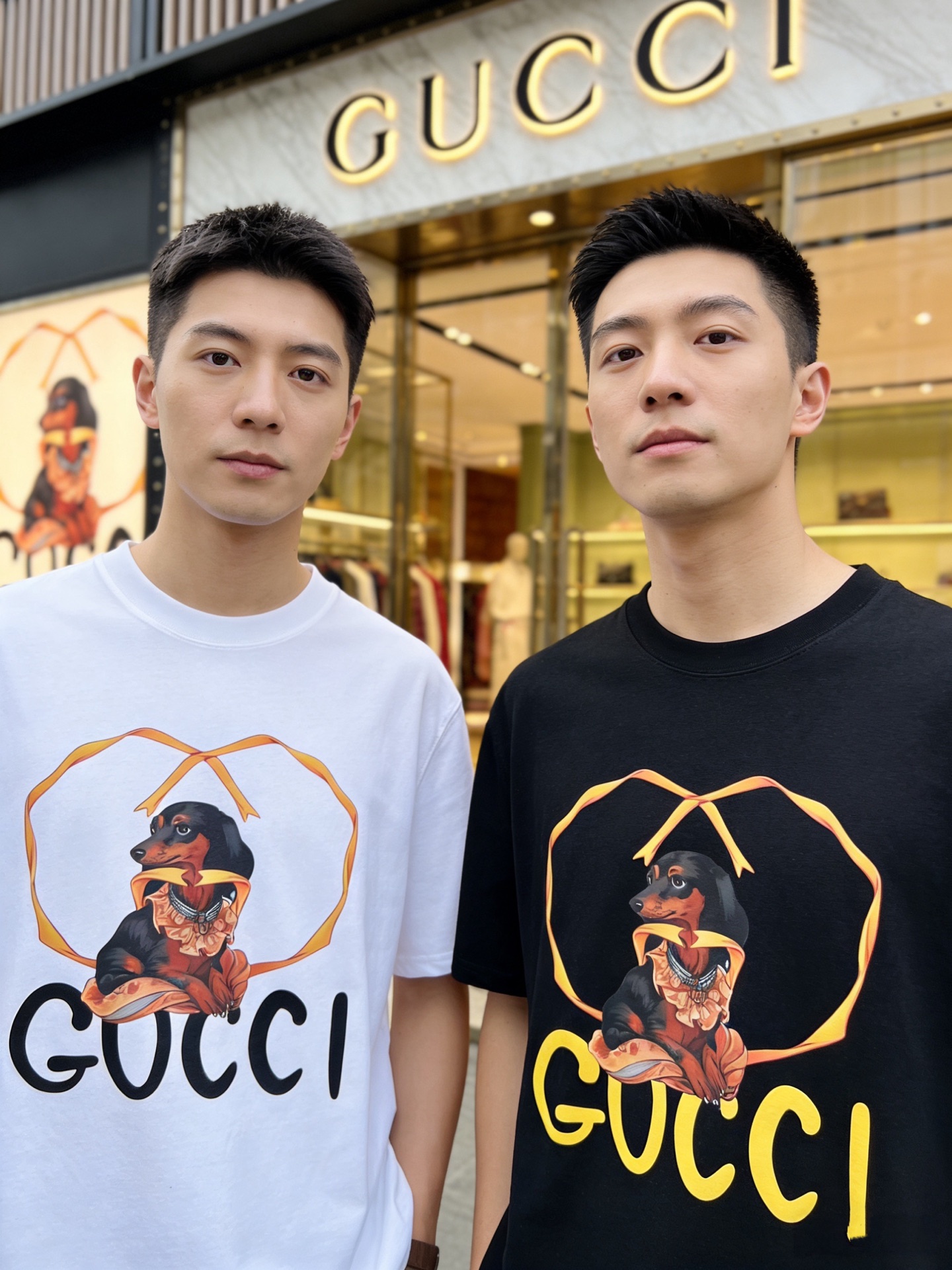 NO:843097,Gucci/Gucci 2026 spring and summer new products, complete with three labels, round neck pure cotton short-sleeved T-shirt, good product does not need to be introduced too much, look at the details, counter size M-XXXL / recommended L, slightly loose version,, gucci, T-shirt, tees, t-shirt,19860909Gucci/古奇 2026春夏新品 三标齐全 圆领纯棉短袖T恤 好货不用过多介绍 看细节 专柜码数M-XXXL /建议L 微宽松版型,,gucci,T-shirt,tees，t-shirt,,Men's clothing