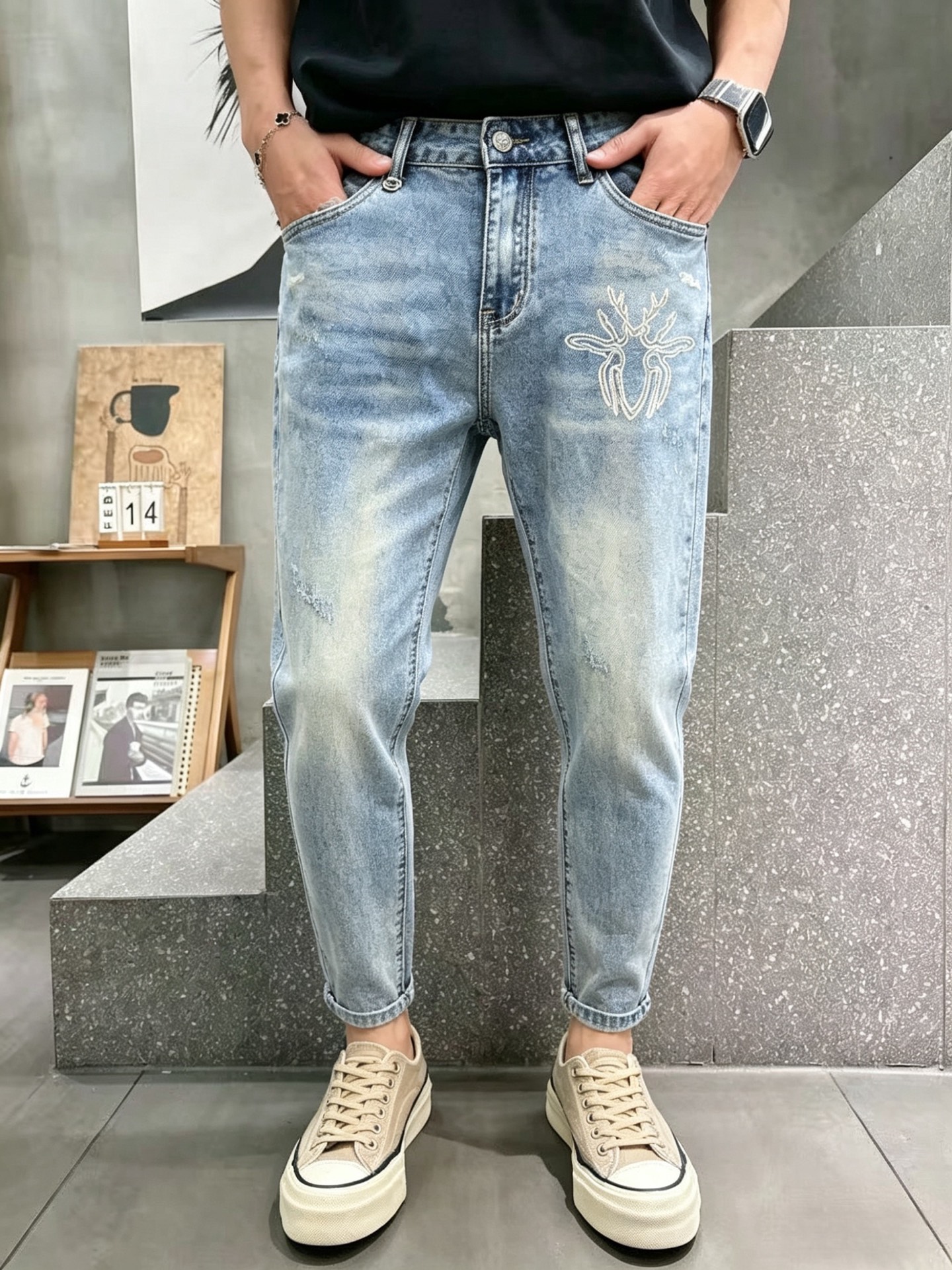 NO:937572,Dior/Dior 2026 spring and summer new products, complete with three labels, jeans, good products, no need to introduce too much, look at the details, counter size 29-38, 175/140, upper body size 32,, dior, dior, jeans,19860909Dior/迪奥 2026春夏新品 三标齐全 牛仔裤 好货不用过多介绍 看细节 专柜码数29-38 175/140上身32码,,dior,dior,jeans,,Men's clothing