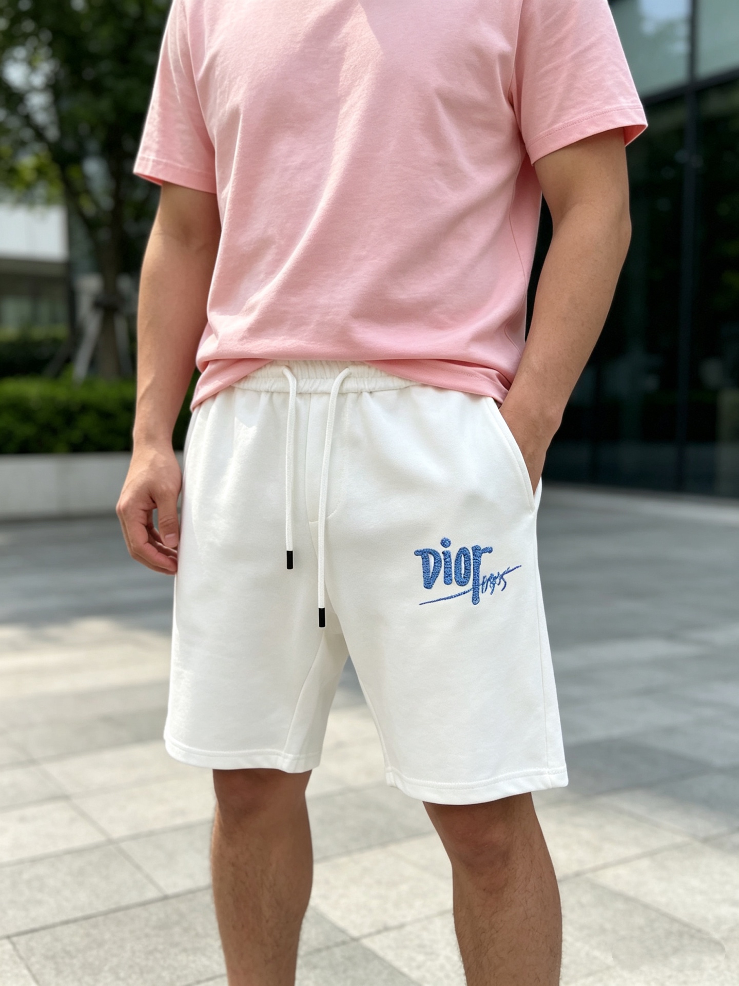 NO:776293,Dior/Dior 2026 spring and summer new products, complete with three standards, five-point shorts, good products, no need to introduce too much, look at the details, counter size M-XXXL 175/upper body recommended L,, dior, dior, shorts,19860909Dior/迪奥 2026春夏新品 三标齐全 五分短裤 好货不用过多介绍 看细节 专柜码数M-XXXL 175/上身建议L,,dior,dior,shorts,,Men's clothing