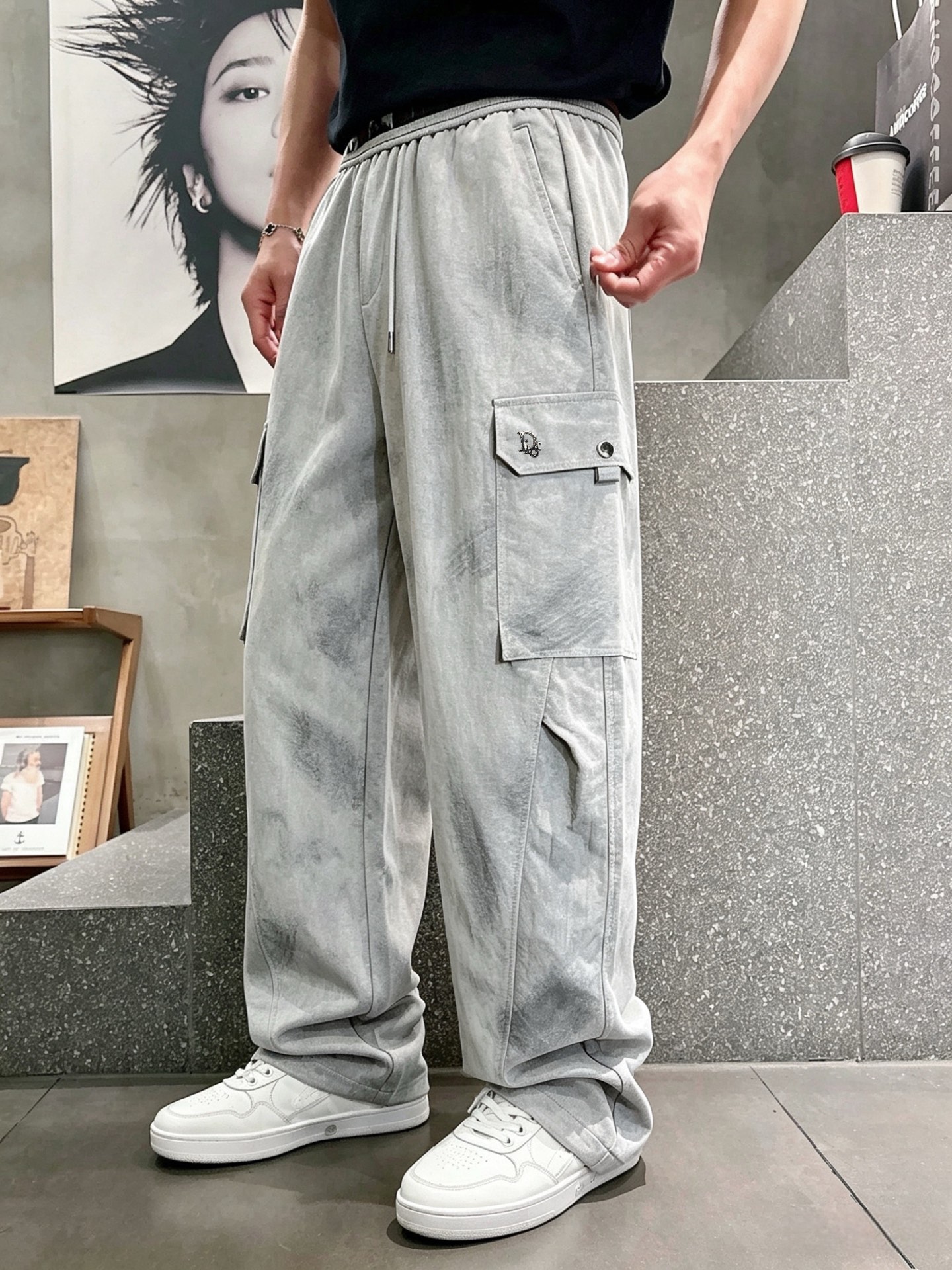 NO:776334,Dior/Dior 2026 spring and summer new products, complete with three labels, wide casual pants, good products without too much introduction, look at the details, counter size M-XXXXL 175/140 upper body recommended L,, dior, dior,19860909Dior/迪奥 2026春夏新品 三标齐全 阔版休闲裤 好货不用过多介绍 看细节 专柜码数M-XXXXL 175/140上身建议L,,dior,dior,,Men's clothing