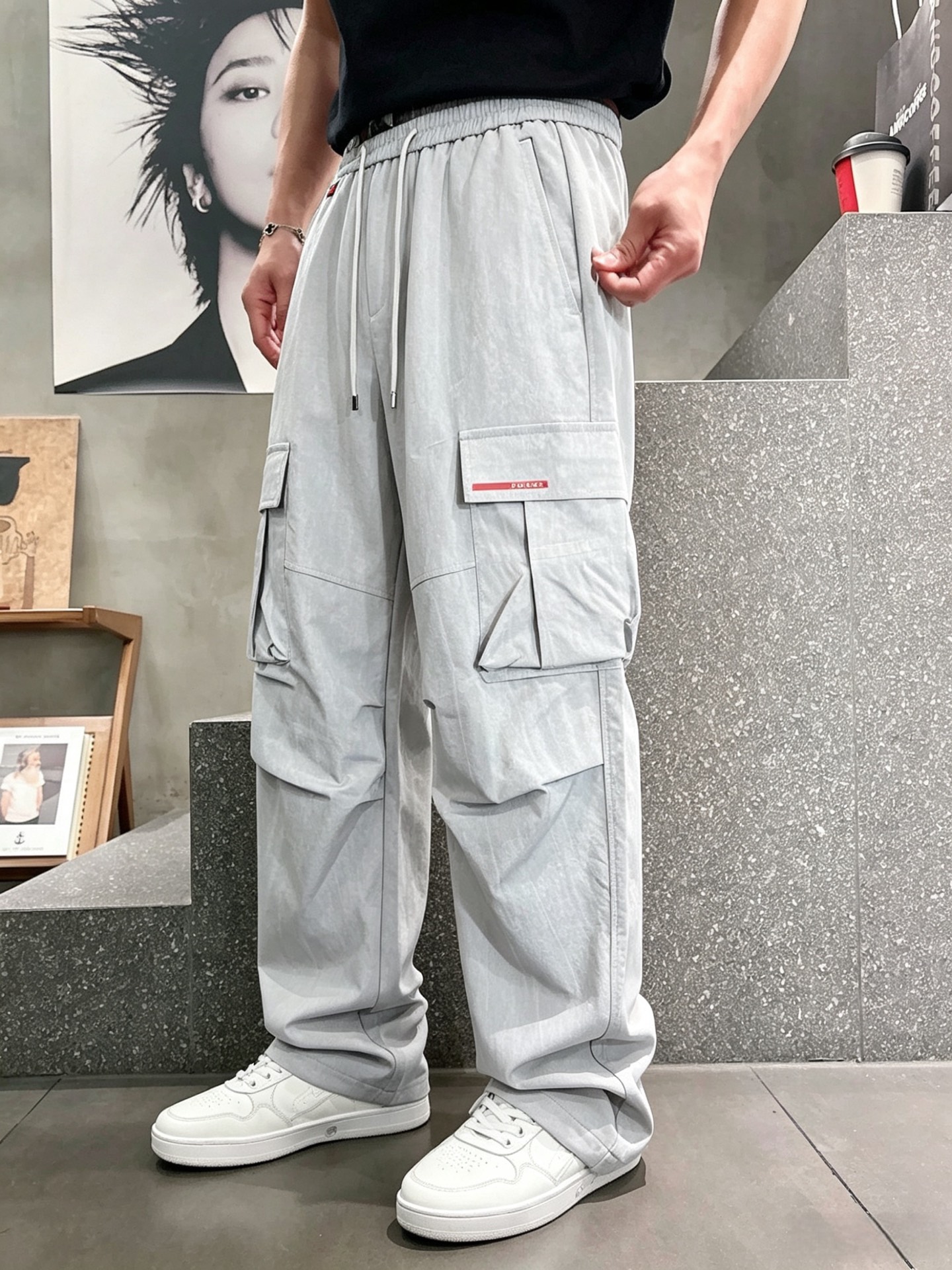 NO:776331,prada/Prada 2026 spring and summer new products, complete with three standards, wide casual pants, good products without too much introduction, look at the details, counter size M-XXXXL 175/140 upper body recommended L,, prada, prada,19860909prada/普拉达 2026春夏新品 三标齐全 阔版休闲裤 好货不用过多介绍 看细节 专柜码数M-XXXXL 175/140上身建议L,,prada,prada,,Men's clothing
