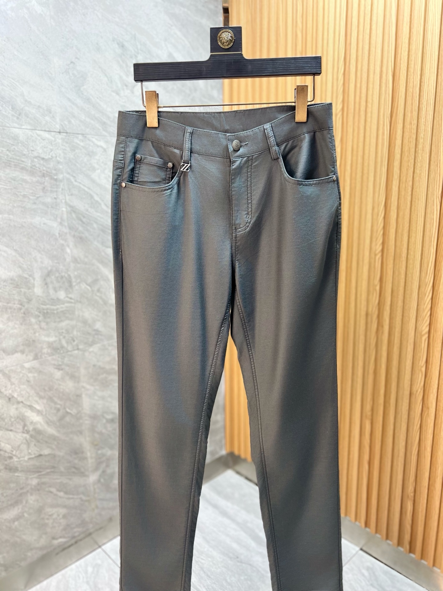 NO:873463,zZEGNA/Zegna 2026 spring and summer new products, complete with three labels, trousers, casual pants, good products without too much introduction, look at the details, counter size 29-38, no 35, 37/upper body 32,,zegna,19860909zZEGNA/杰尼亚 2026春夏新品 三标齐全 西裤 休闲裤 好货不用过多介绍 看细节 专柜码数29-38无35 37/上身32,,zegna,,Men's clothing