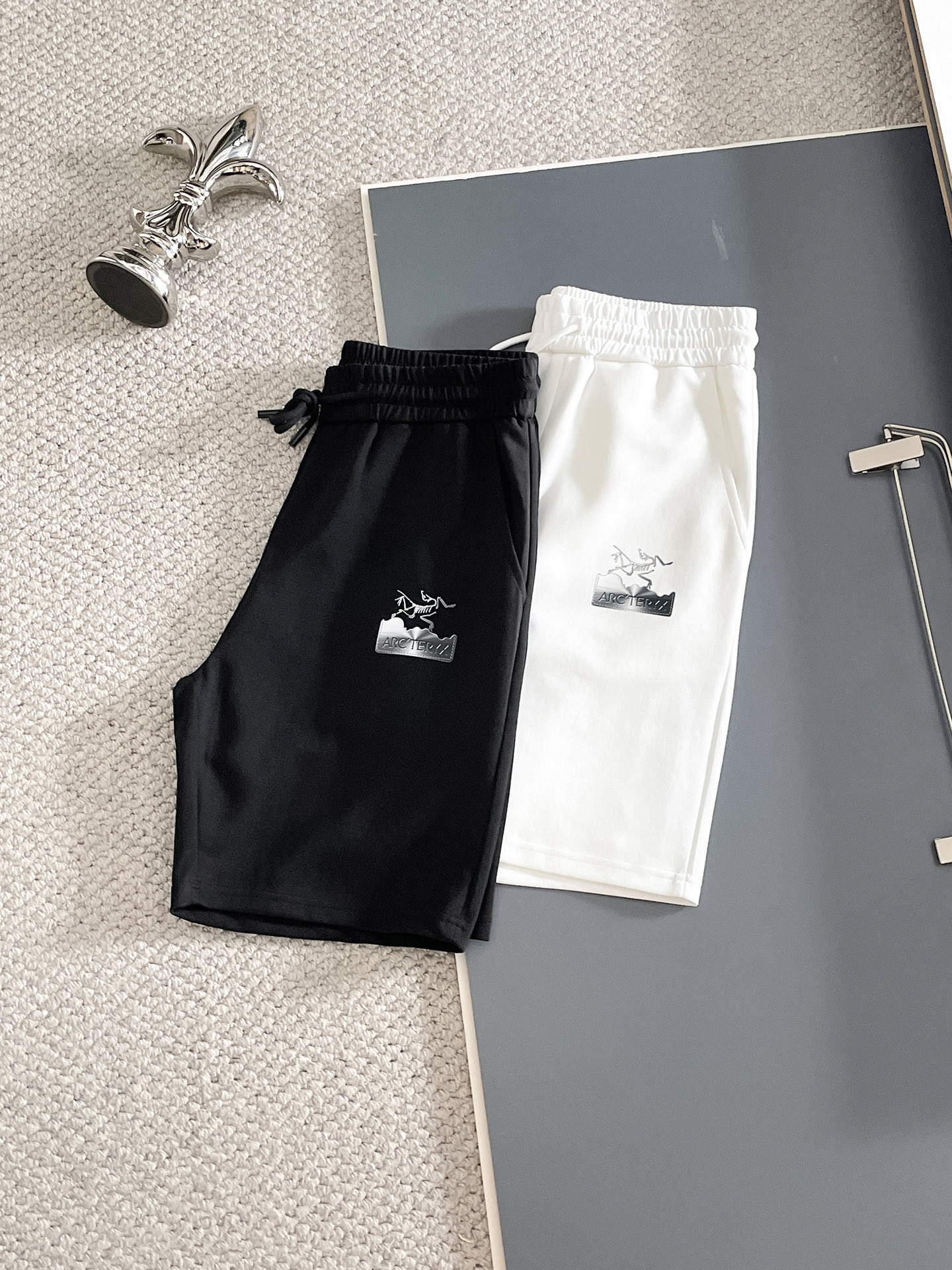 NO:832029,Arc/Arc'teryx 2026 spring and summer new product, complete with three labels, elastic band five-point shorts, good product without too much introduction, look at the details, counter size M-XXXL 175/upper body recommended L, arc'teryx, shorts,19860909Arc/始祖鸟 2026春夏新品 三标齐全 松紧带五分短裤 好货不用过多介绍 看细节 专柜码数M-XXXL 175/上身建议L,arc'teryx,shorts,,Men's clothing
