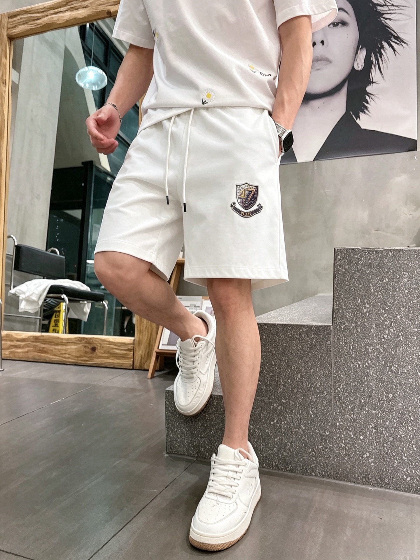 NO:835341,Dior/Dior's 2026 spring and summer new products, complete with three labels, elastic band five-point casual pants and shorts, good products need no introduction, look at the details, counter size M-XXXL 175/140, upper body recommended xL, slim fit,, dior, dior, shorts,19860909Dior/迪奥 2026春夏新品 三标齐全 松紧带五分休闲裤短裤 好货不用过多介绍 看细节 专柜码数M-XXXL 175/140上身建议xL 修身版型,,dior,dior,shorts,,Men's clothing