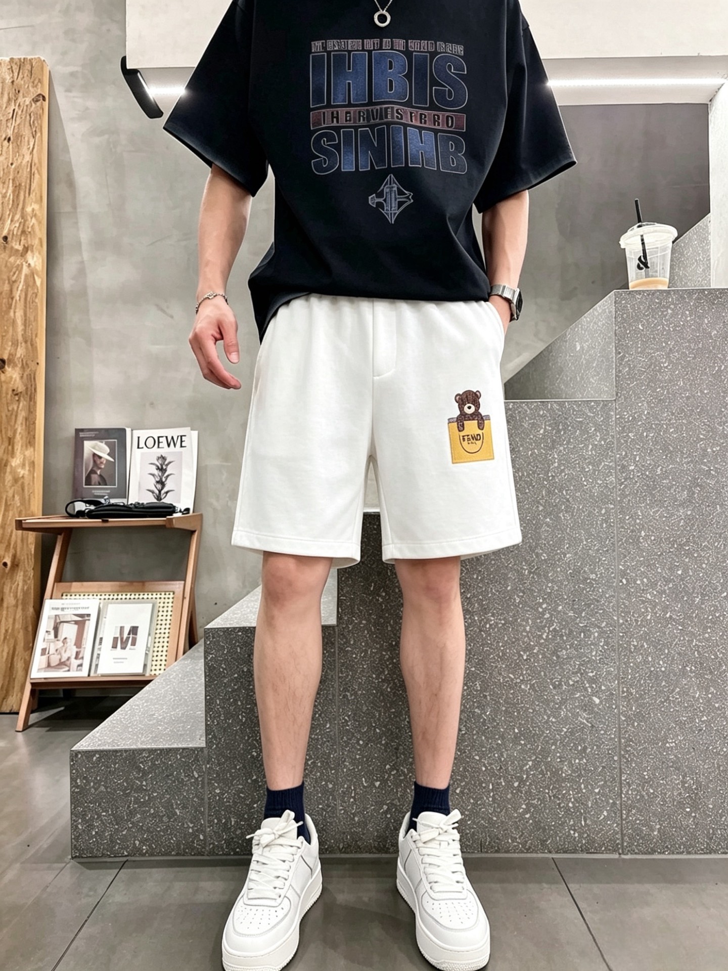 NO:835344,Fendi/Fendi 2026 spring and summer new products, complete with three labels, elastic band, casual pants and shorts, no need to introduce too much about the good products, look at the details, counter size M-XXXL 175/140 upper body recommended xL, slim fit,,fendi,fendi,shorts,19860909Fendi/芬迪 2026春夏新品 三标齐全 松紧带五分休闲裤短裤 好货不用过多介绍 看细节 专柜码数M-XXXL 175/140上身建议xL 修身版型,,fendi,fendi,shorts,,Men's clothing