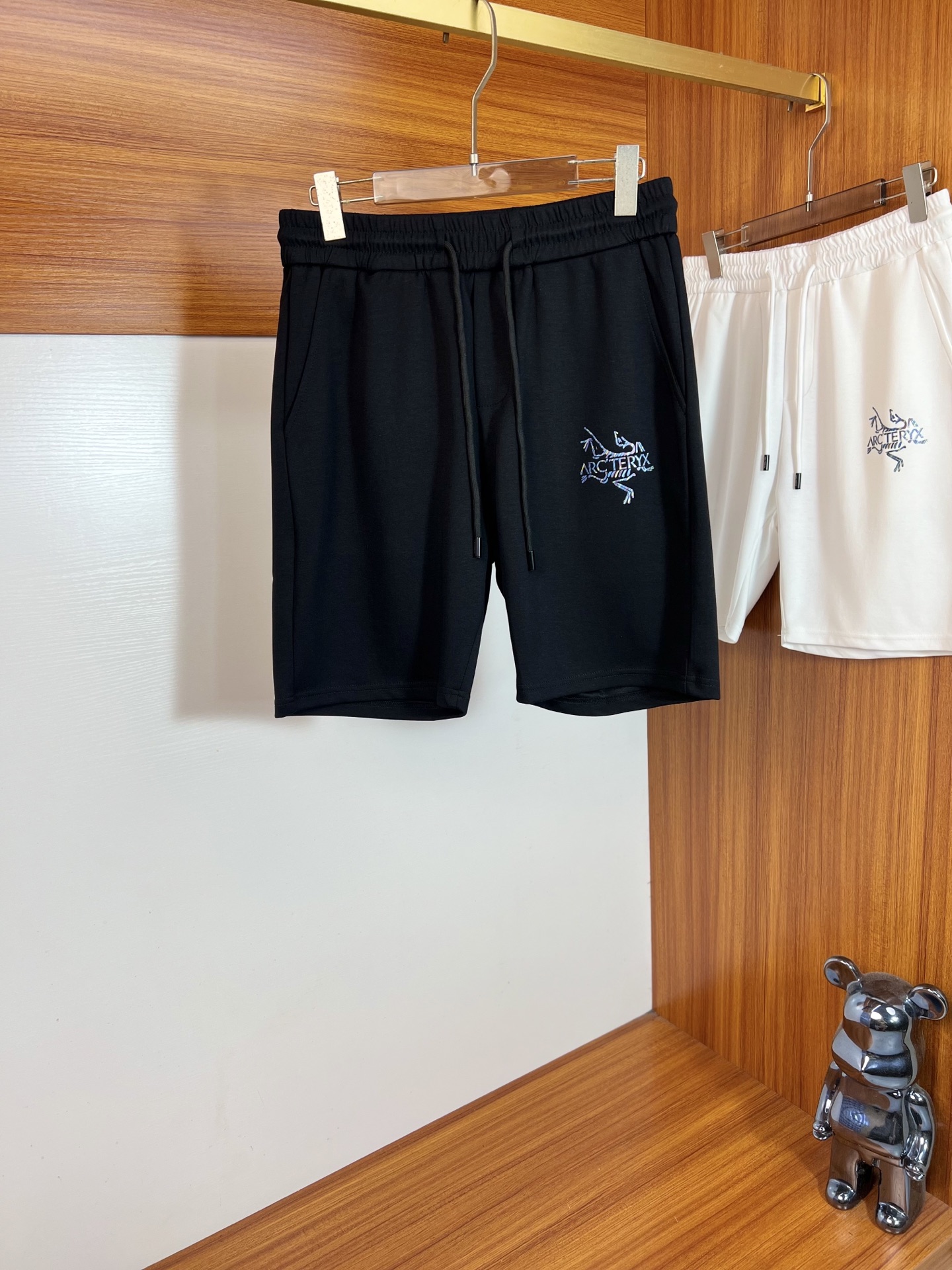 NO:836469,Arc/Arc'teryx 2026 spring and summer new product, complete with three labels, elastic band, casual pants and shorts, no need to introduce too much about the good product, look at the details, counter size M-XXXL 175/upper body recommended L, arc'teryx, shorts,19860909Arc/始祖鸟 2026春夏新品 三标齐全 松紧带五分休闲裤短裤 好货不用过多介绍 看细节 专柜码数M-XXXL 175/上身建议L,arc'teryx,shorts,,Men's clothing