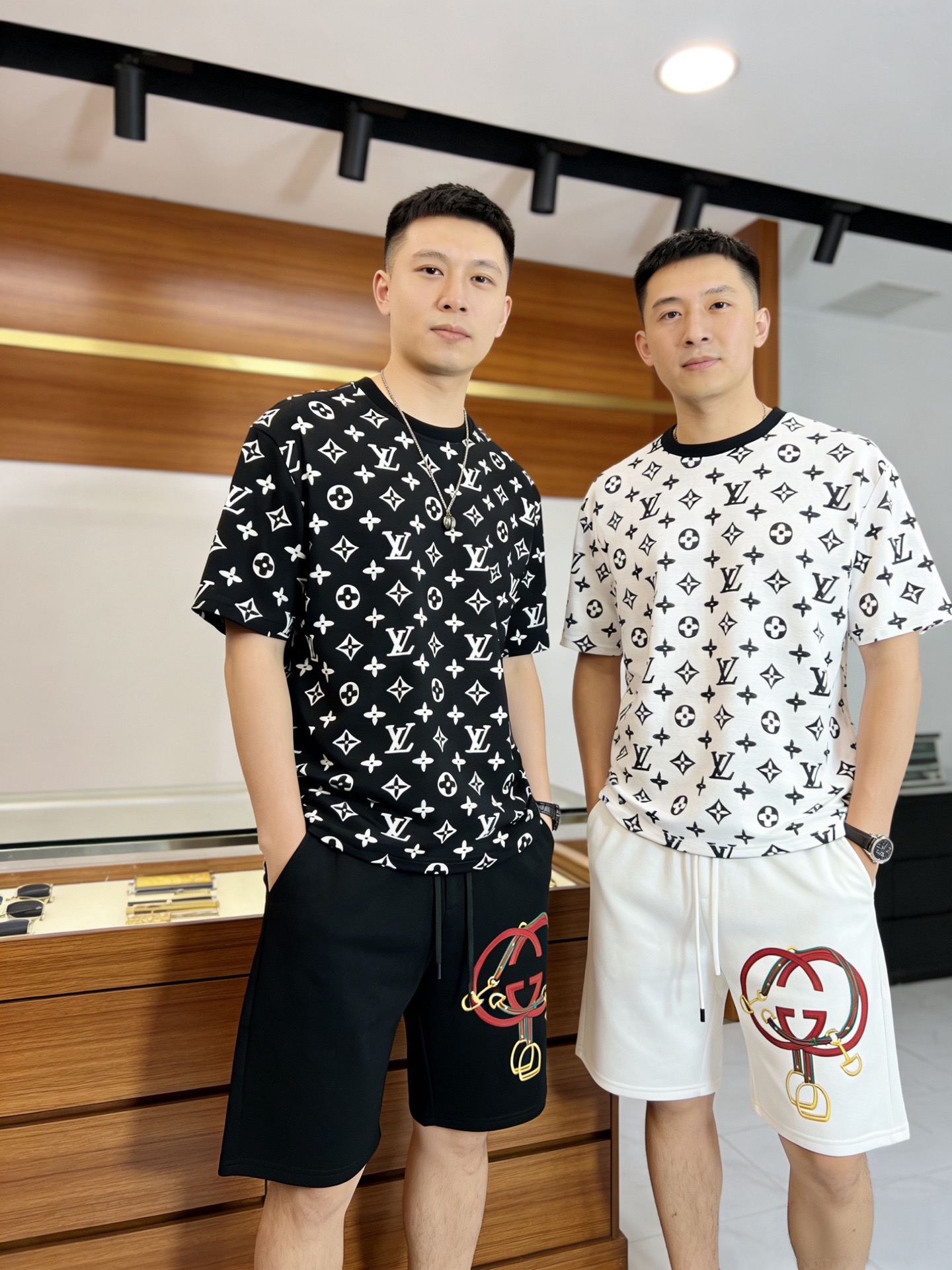 NO:838133,Gucci/Gucci 2026 spring and summer new products, complete with three labels, five-point shorts, good products without too much introduction, look at the details, counter size M-XXXL / upper body recommended L,, gucci, shorts,19860909Gucci/古奇 2026春夏新品 三标齐全 五分短裤 好货不用过多介绍 看细节 专柜码数M-XXXL /上身建议L,,gucci,shorts,,Men's clothing