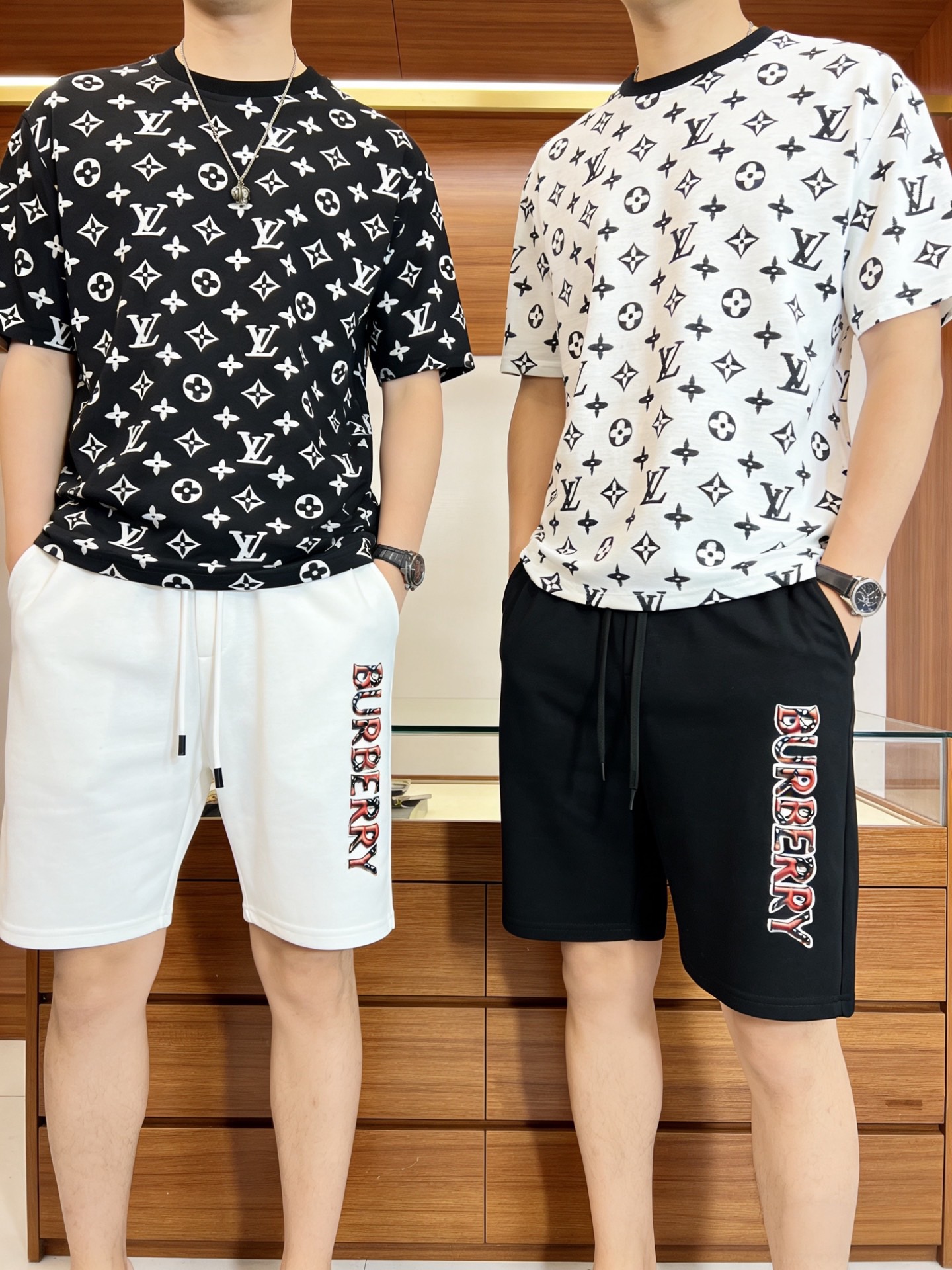 NO:929259,Burberry/Burberry 2026 spring and summer new products, complete with three standards, five-point shorts, good products, no need to introduce too much, look at the details, counter size M-XXXL / upper body recommended L,, burberry, burberry, shorts,19860909Burberry/巴宝莉 2026春夏新品 三标齐全 五分短裤 好货不用过多介绍 看细节 专柜码数M-XXXL /上身建议L,,burberry,burberry,shorts,,Men's clothing