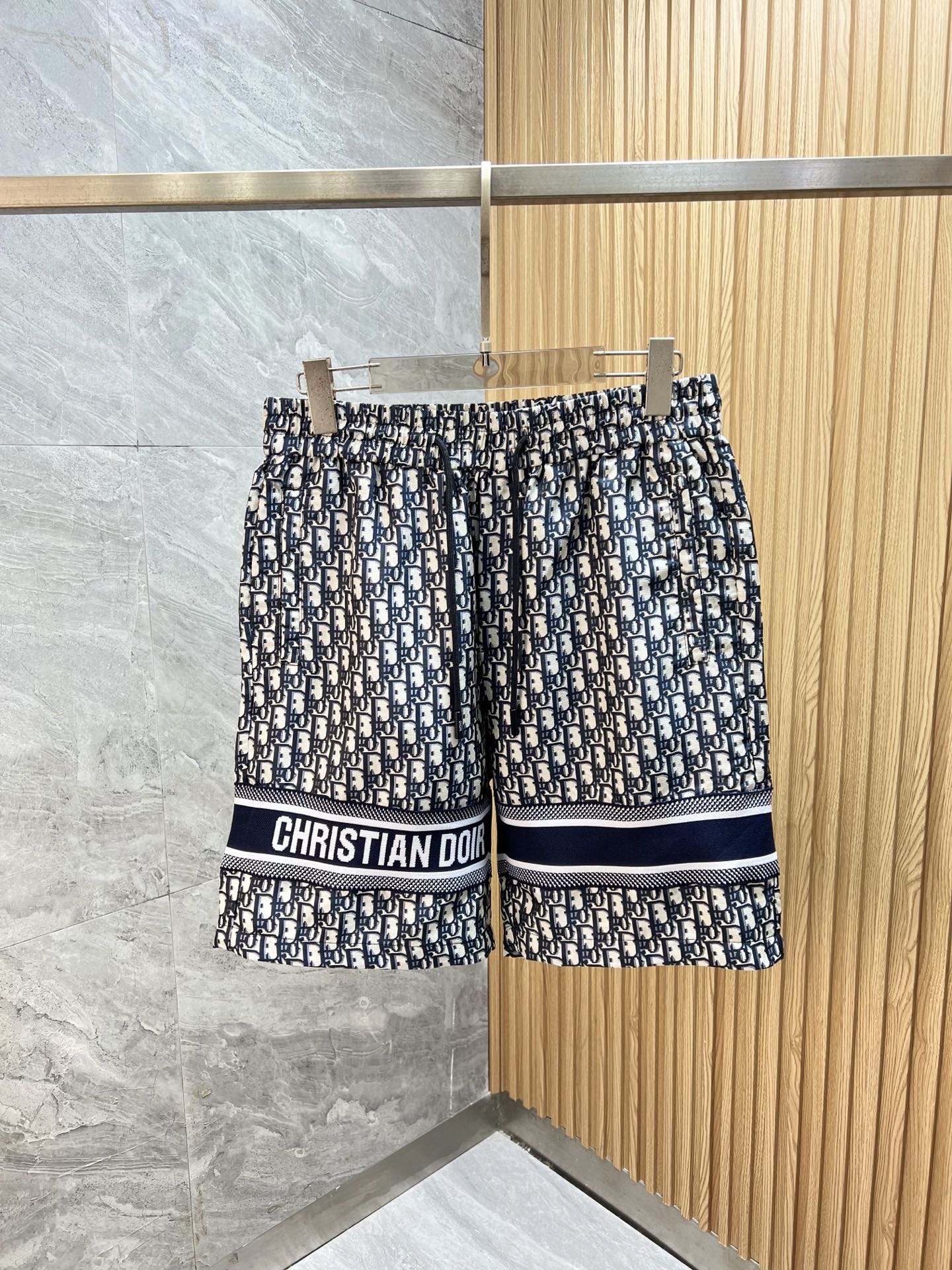 NO:840361,Dior/Dior 2026 spring and summer new products, complete with three standards, five-point shorts, good products, no need to introduce too much, look at the details, counter size M-XXXL / upper body recommended L,, dior, dior, shorts,19860909Dior/迪奥 2026春夏新品 三标齐全 五分短裤 好货不用过多介绍 看细节 专柜码数M-XXXL /上身建议L,,dior,dior,shorts,,Men's clothing