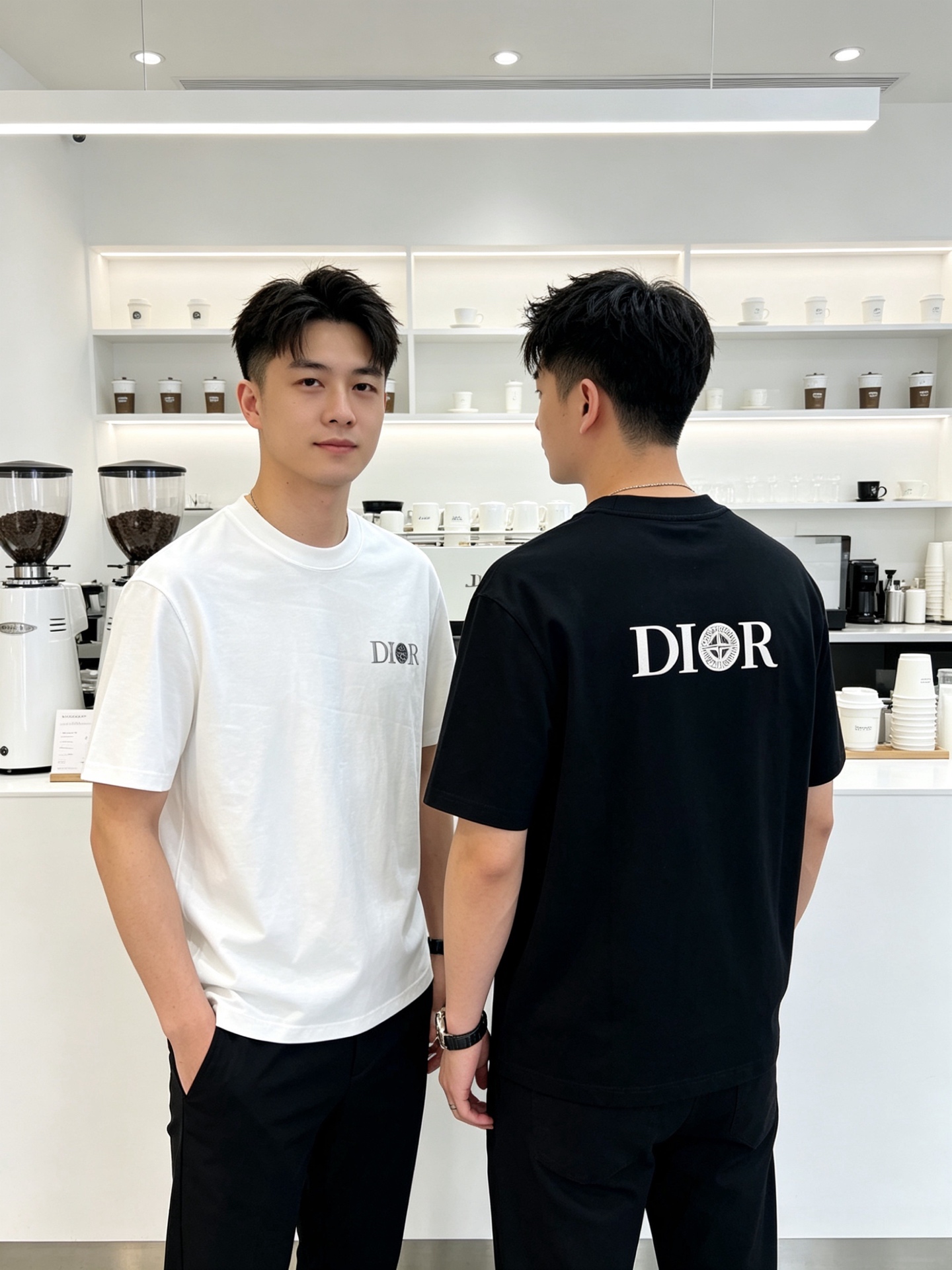 NO:929200,Dior/Dior 2026 spring and summer new products, complete with three labels, pure cotton round neck short-sleeved T-shirt, good product does not need to be introduced too much, look at the details, counter size M-XXXL / recommended L,, dior, dior, T-shirt, tees, t-shirt,19860909Dior/迪奥 2026年春夏新品上新 三标齐全 纯棉圆领短袖T恤 好货不用过多介绍 看细节 专柜码数M-XXXL /建议L,,dior,dior,T-shirt,tees，t-shirt,,Men's clothing