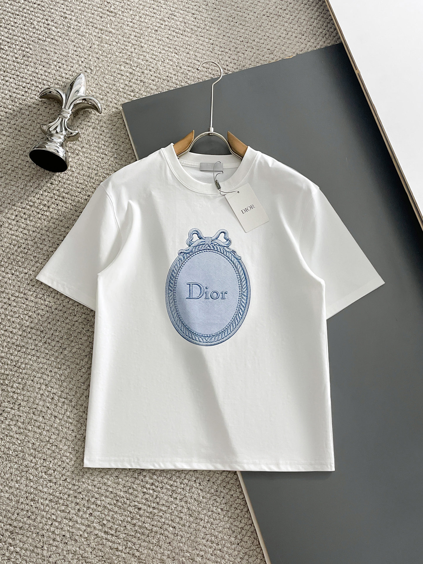 NO:928254,Dior/Dior 2026 spring and summer new products, complete with three labels, mercerized cotton round neck short-sleeved T-shirt, good product without too much introduction, look at the details, counter size M-XXXL / recommended L,, dior, dior, T-shirt, tees, t-shirt,19860909Dior/迪奥 2026年春夏新品上新 三标齐全 丝光棉圆领短袖T恤 好货不用过多介绍 看细节 专柜码数M-XXXL /建议L,,dior,dior,T-shirt,tees，t-shirt,,Men's clothing